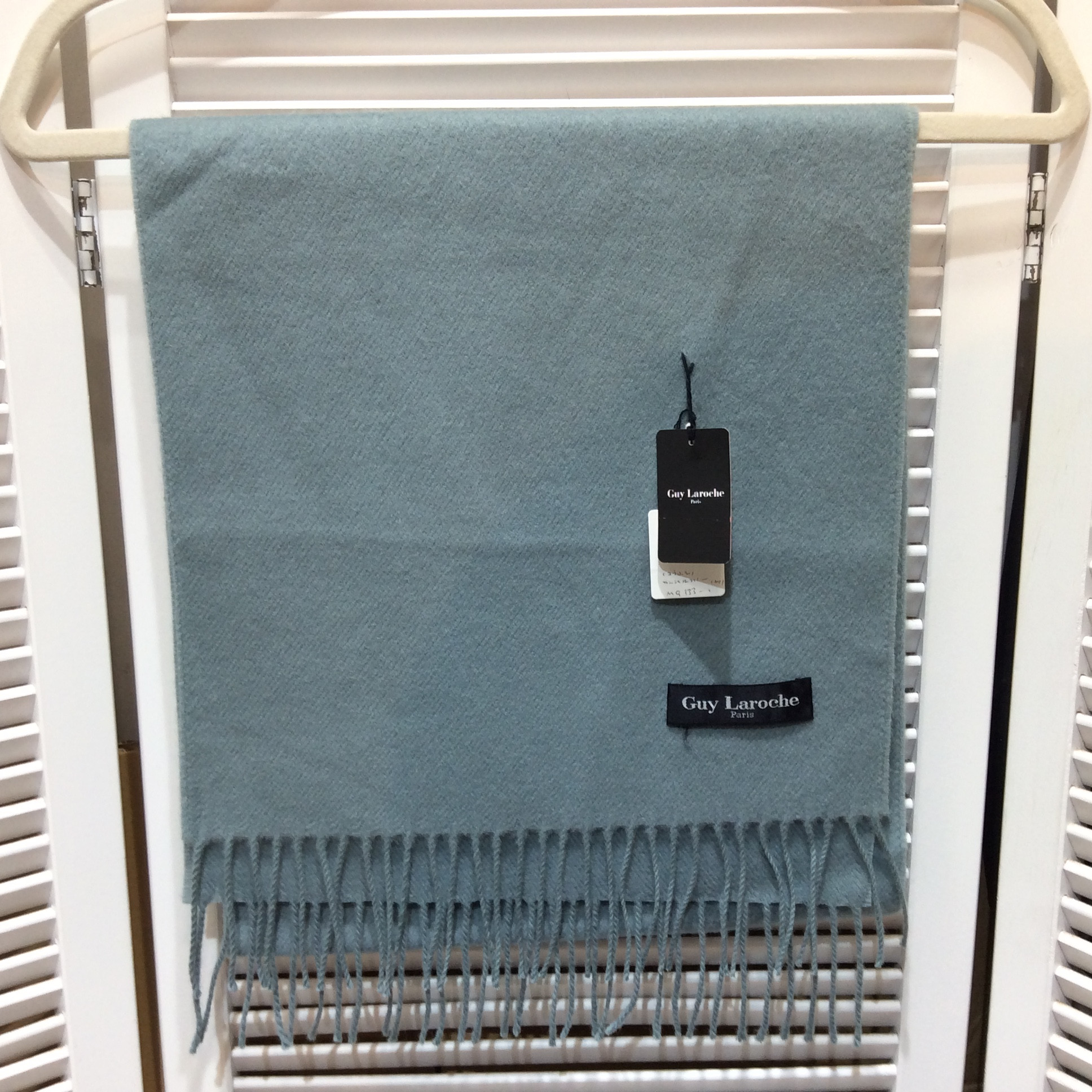 半額値下げ❗️未使用☆ギラロッシュ カシミヤ混マフラー ブルー系