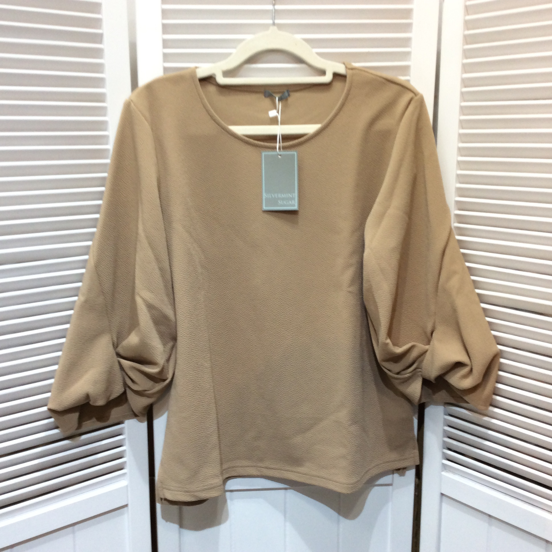 未使用☆SILVERMINT SUGAR シルバーミントシュガー カットソー M ベージュ