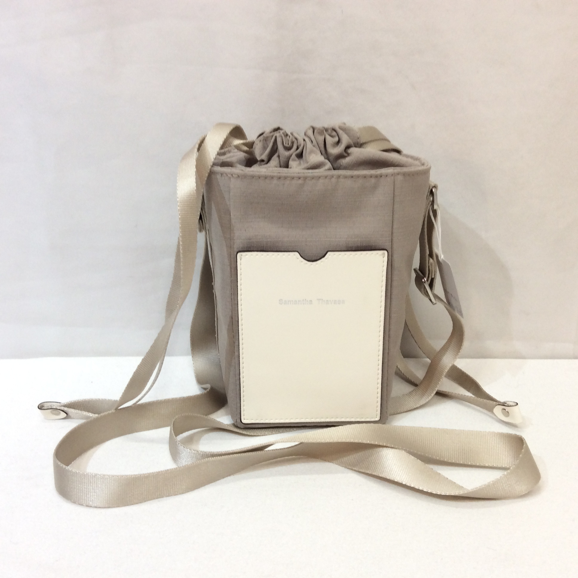 サマンサタバサ 巾着ミニショルダーバッグ  ベージュ 保冷タイプ  美品