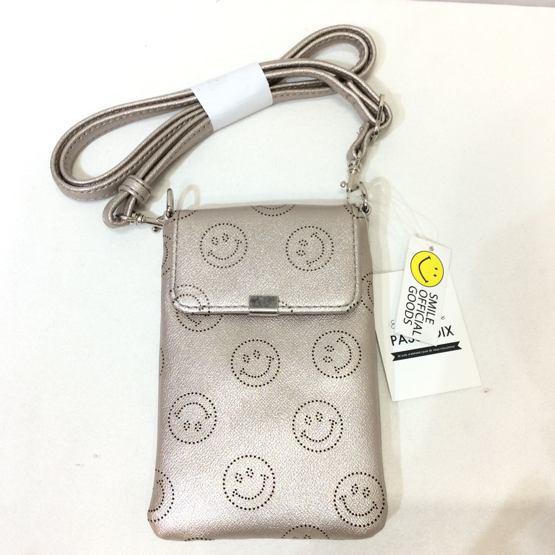 未使用☆スマイリー スクエアミニショルダー