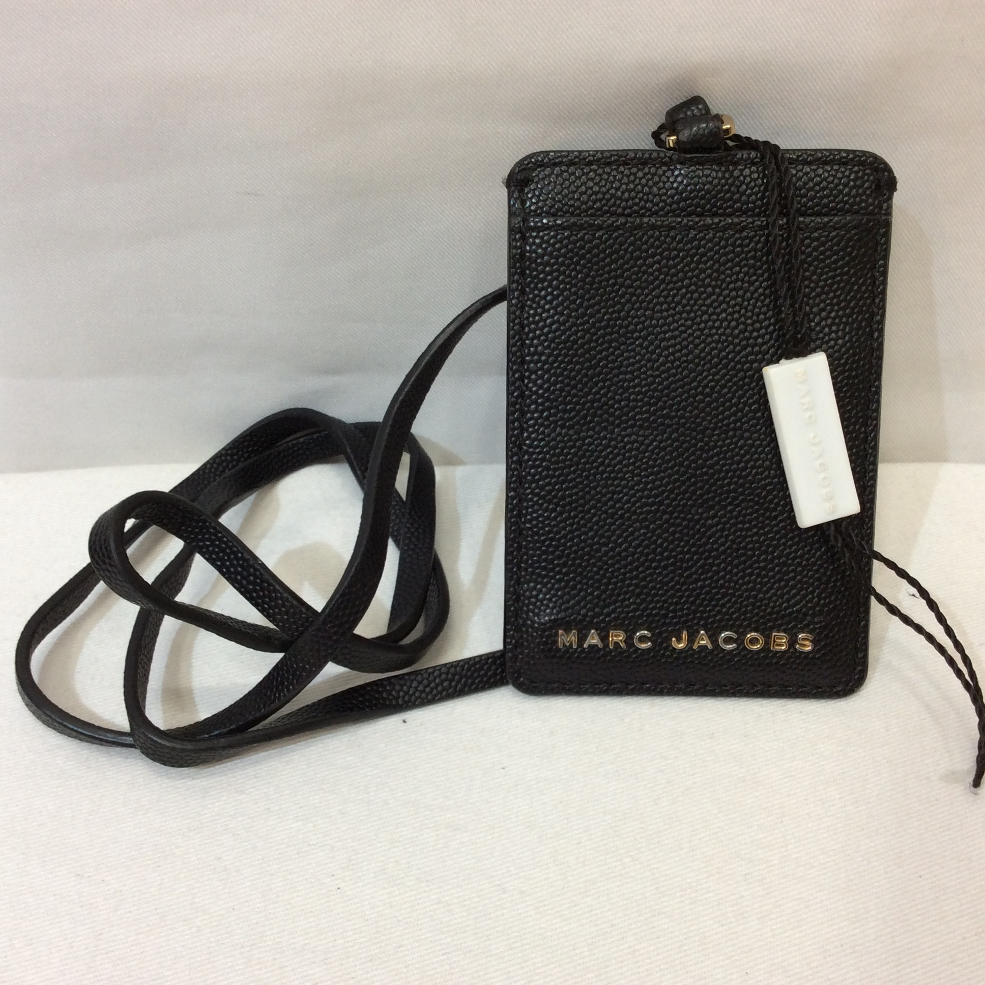マークジェイコブス ストラップ付きパスケース ブラック