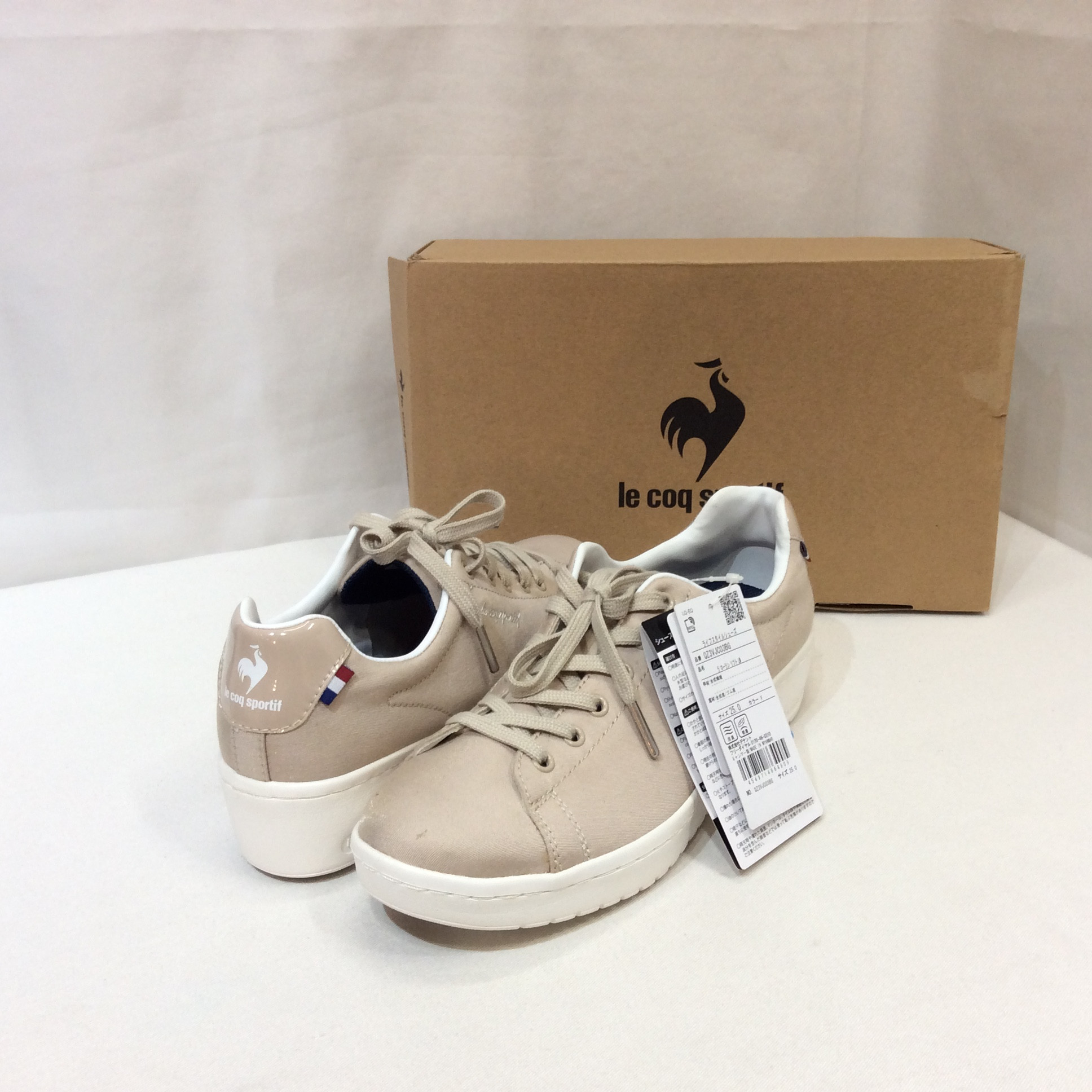 未使用 ルコックスポルティフ  超軽量スニーカー  25.0 ベージュ