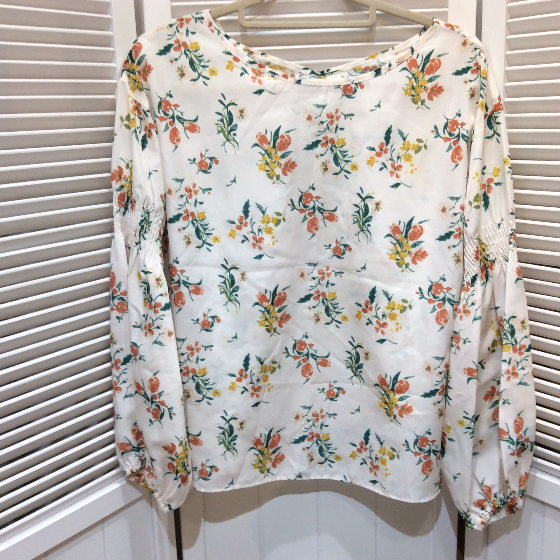 未使用 シップス カットソーブラウス フリーサイズ   花柄