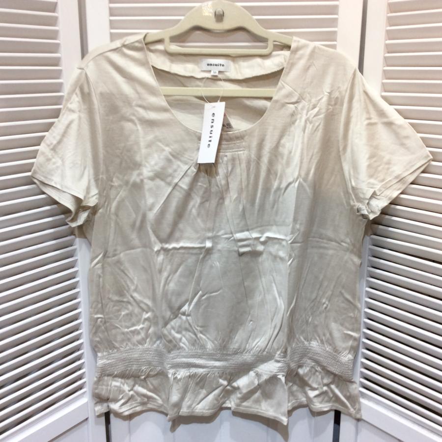 未使用☆ensuite エンスウィート 半袖カットソー TL8 17号 48 4L ライトベージュ系