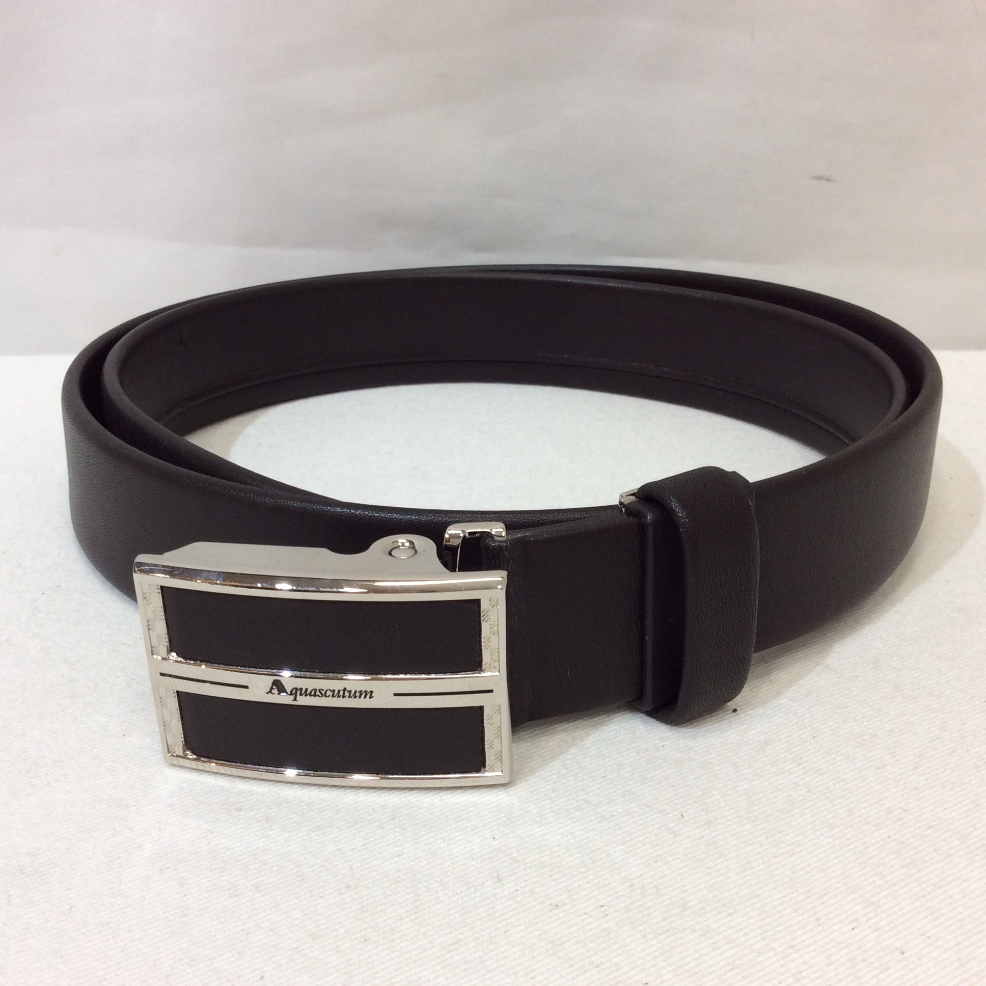 未使用☆Aquascutum アクアスキュータム メンズ レザーベルト ダークブラウン