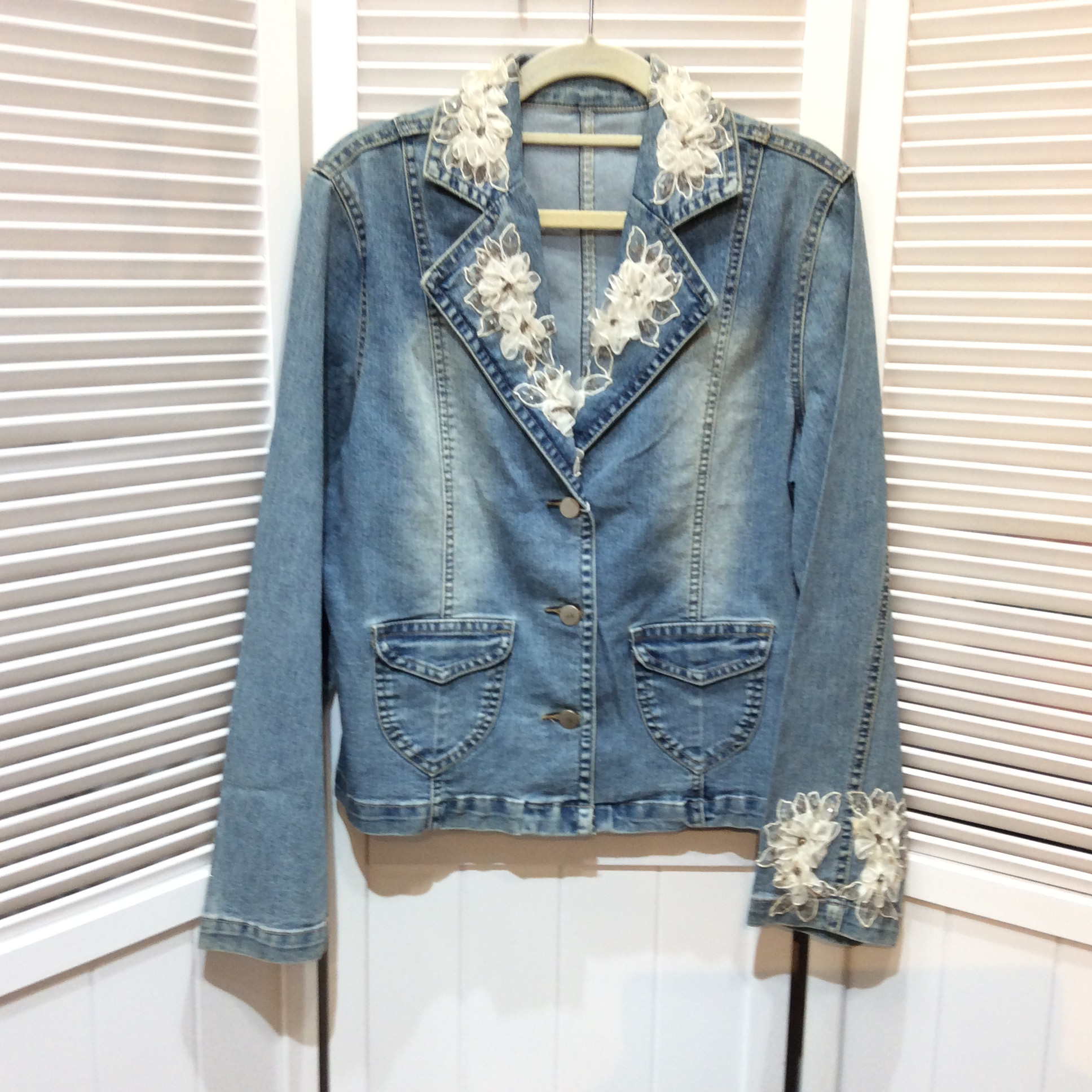 デザインデニムジャケット フリーサイズ   ビーズ／レース