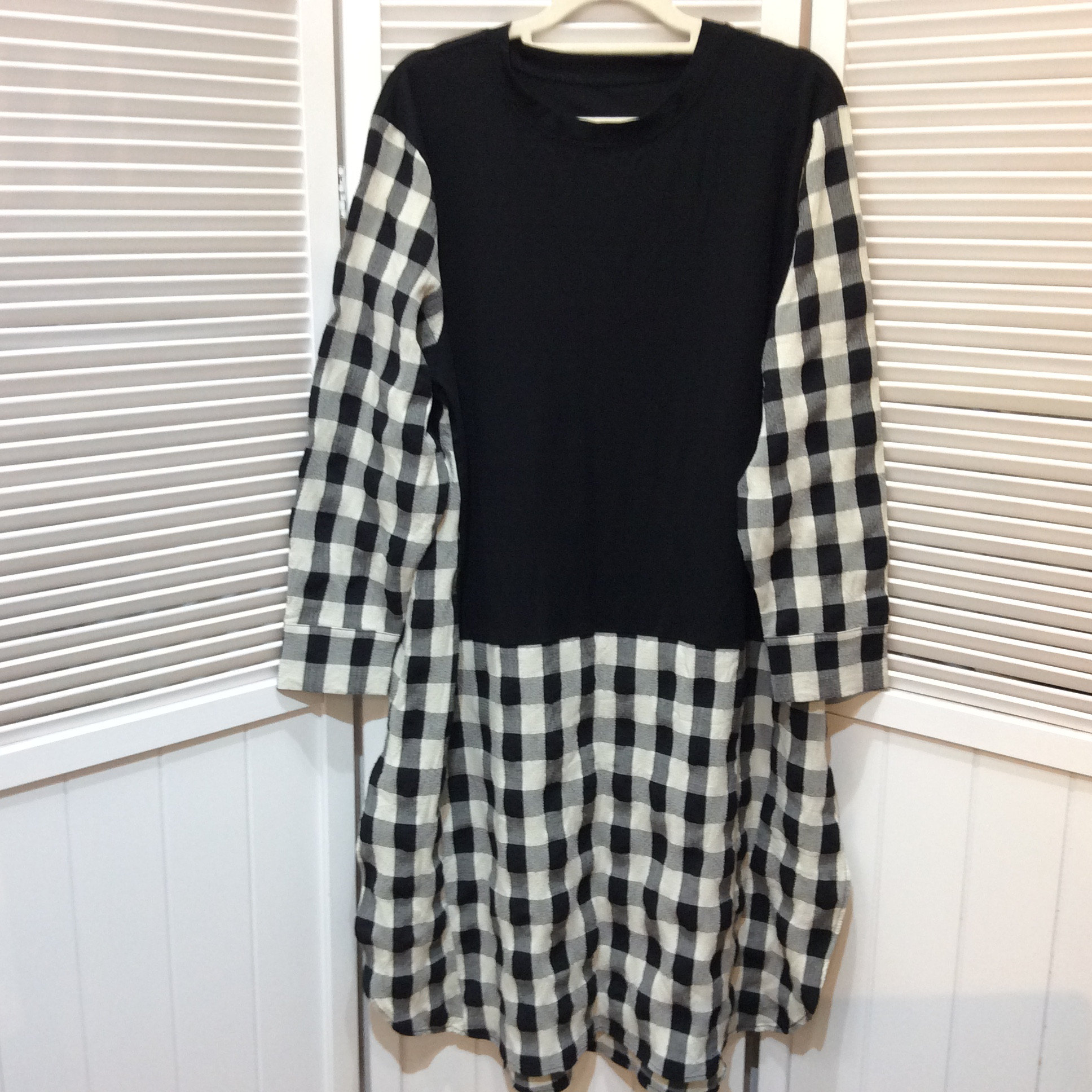 チュニックワンピース フリーサイズ   ブラック／チェック柄