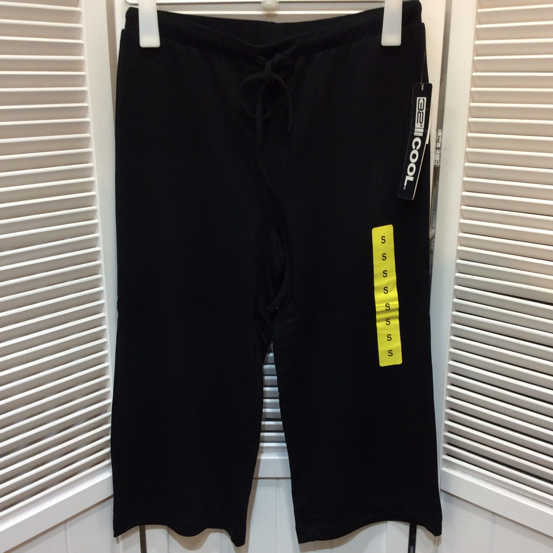 新品☆32 Degrees サーティーツーディグリース コストコ COOL ハーフパンツ S ブラック 14392
