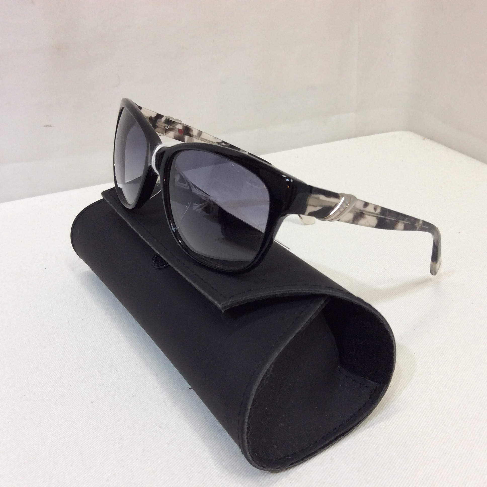 未使用 ELLE サングラス  No2