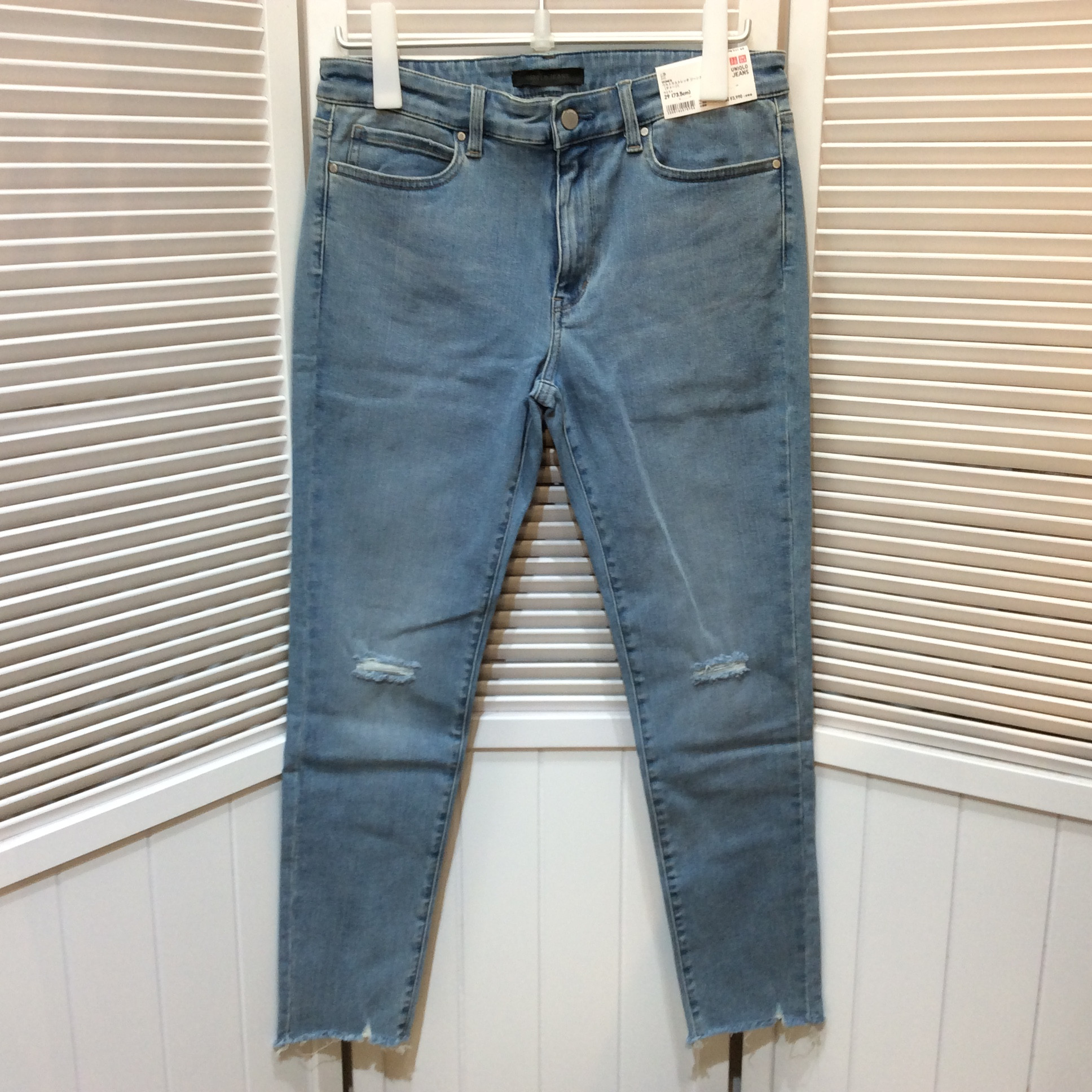 未使用☆UNIQLO ユニクロ レディース ウルトラストレッチ ジーンズ(ダメージ) 29 73.5cm