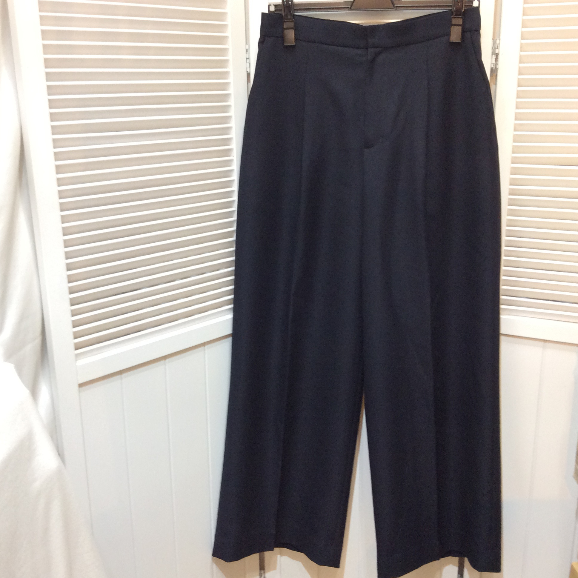 DoCLASSE ワイドパンツ  サイズM 黒  美品