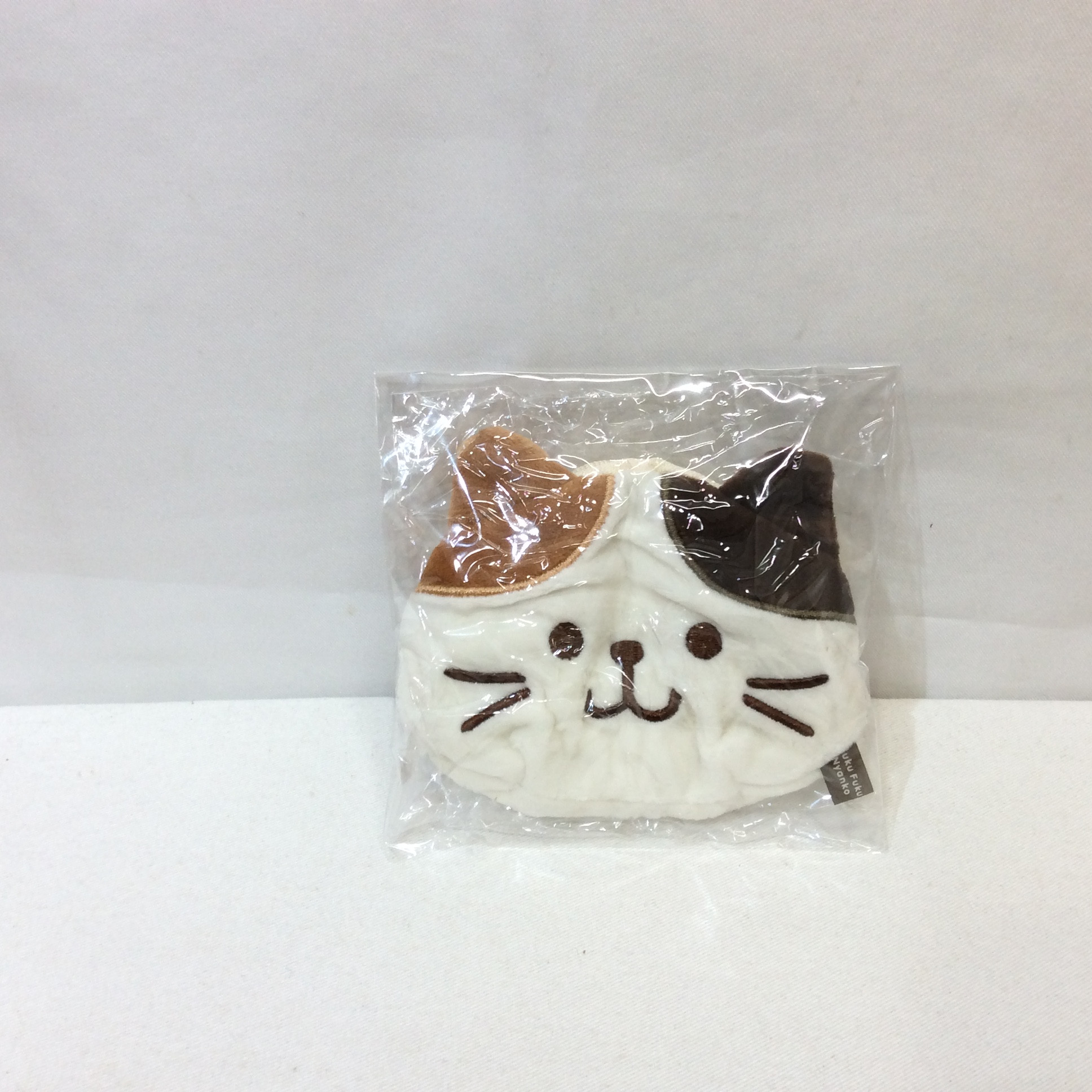 未使用 ネコ型 ポーチ