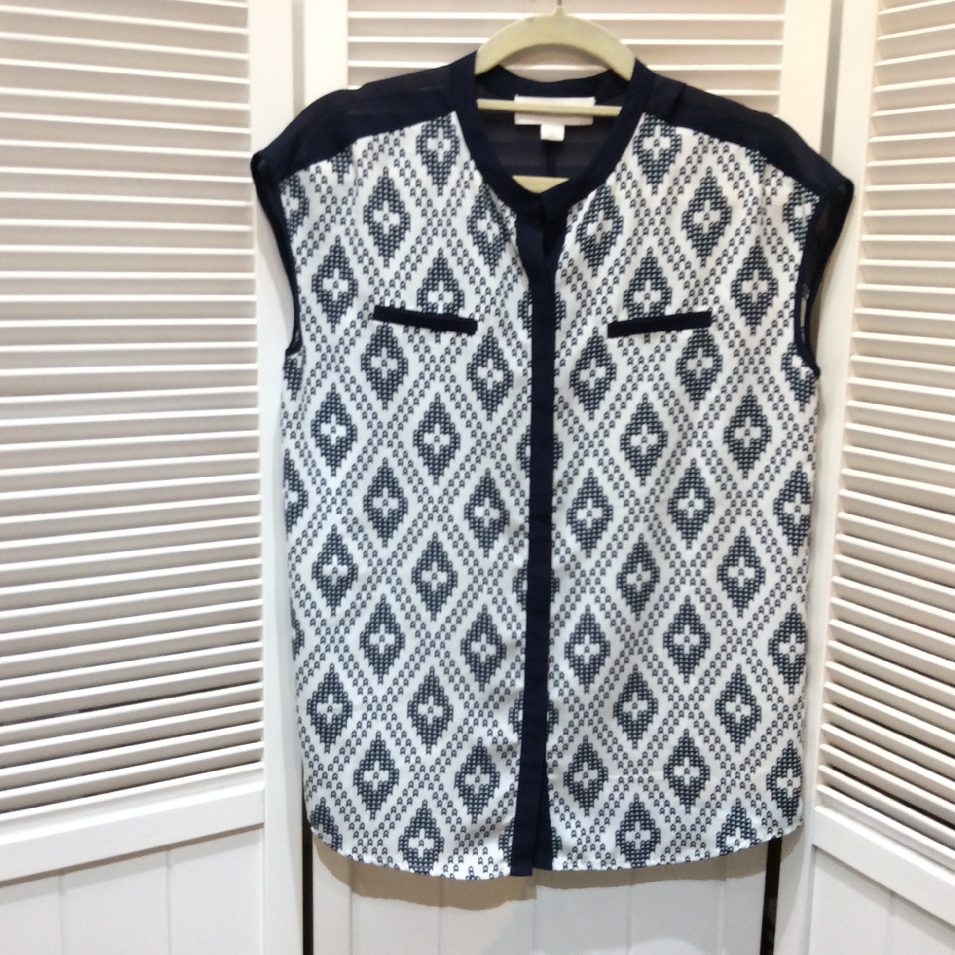 ノースリーブブラウス ゆったり S ネイビー／ホワイト 美品  (株)そごう／西武