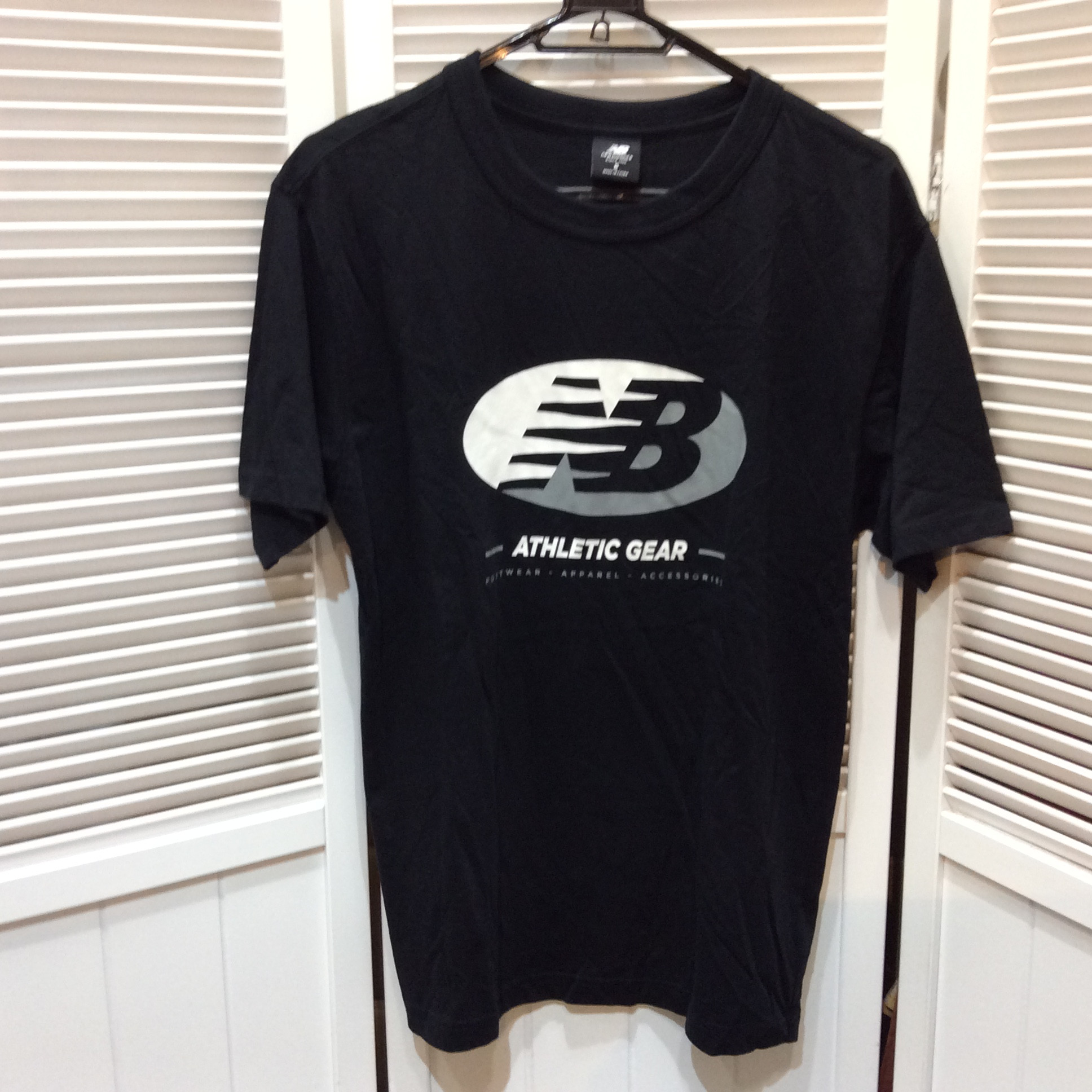 ニューバランス Tシャツ  メンズ Sサイズ ブラック 男女兼用