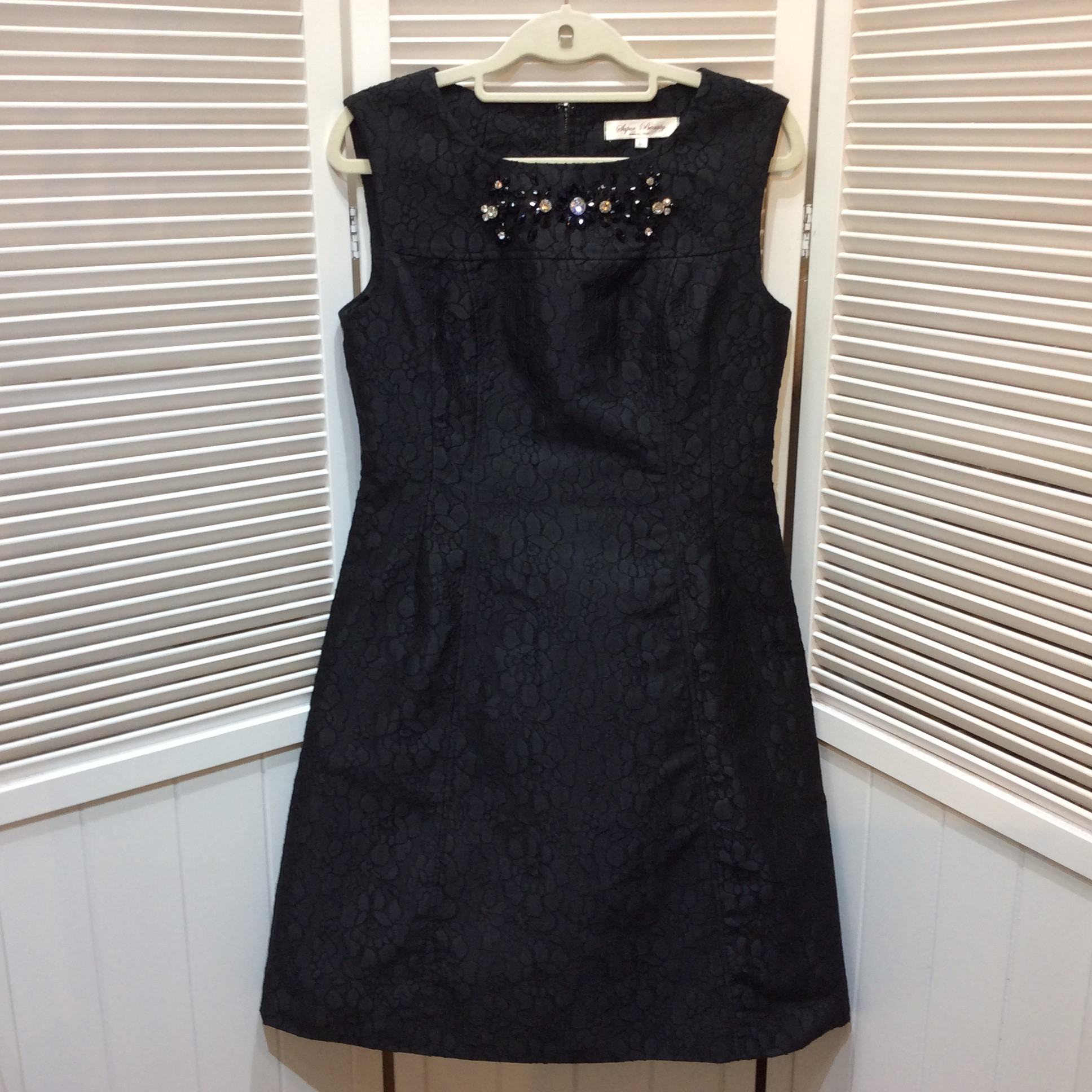 SuperBeauty スーパービューティー ビジュー付き ノースリーブワンピース 40 ブラック 花柄