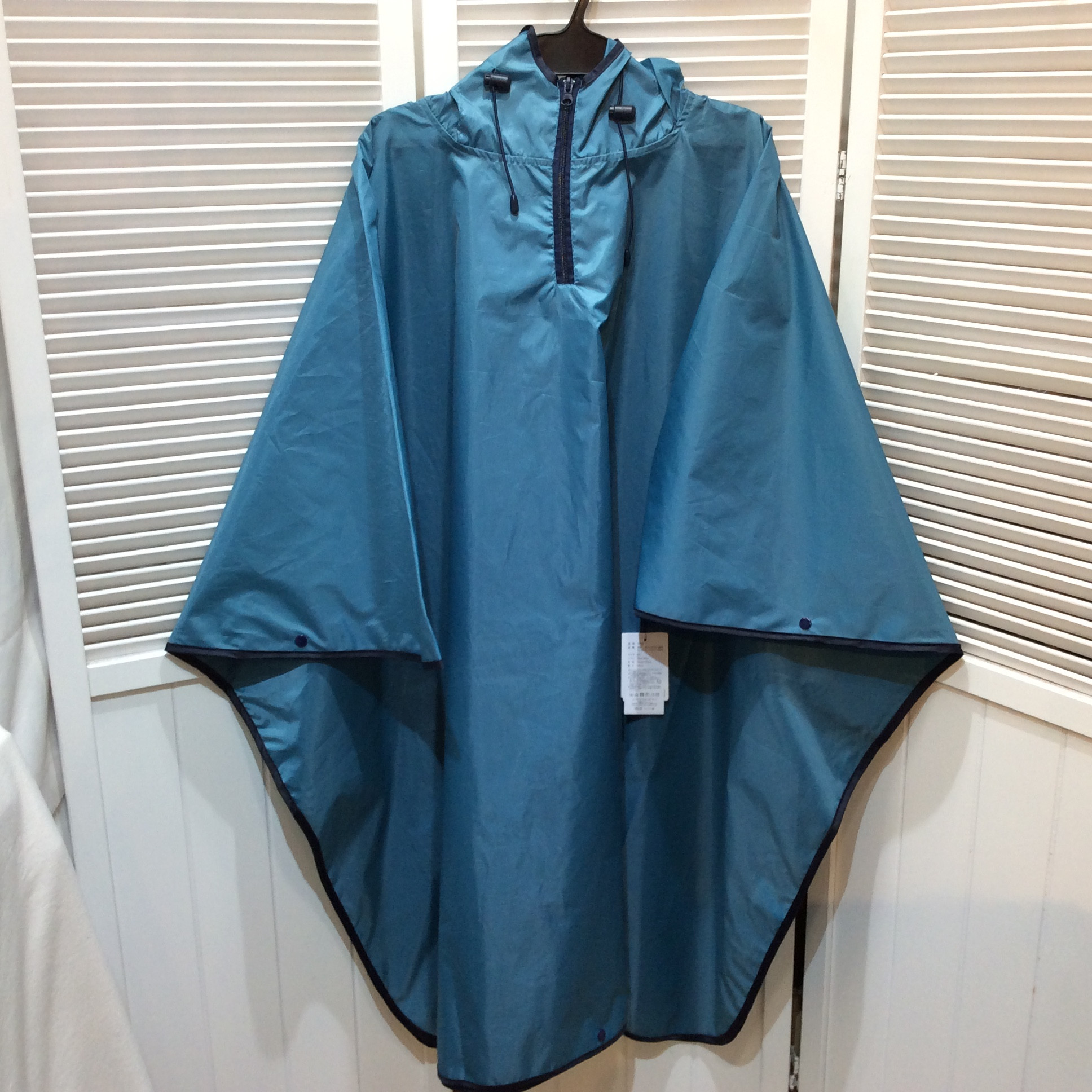 新品☆パイピング レインポンチョ レディース M〜L フード付き ブルー はっ水加工 通勤 自転車