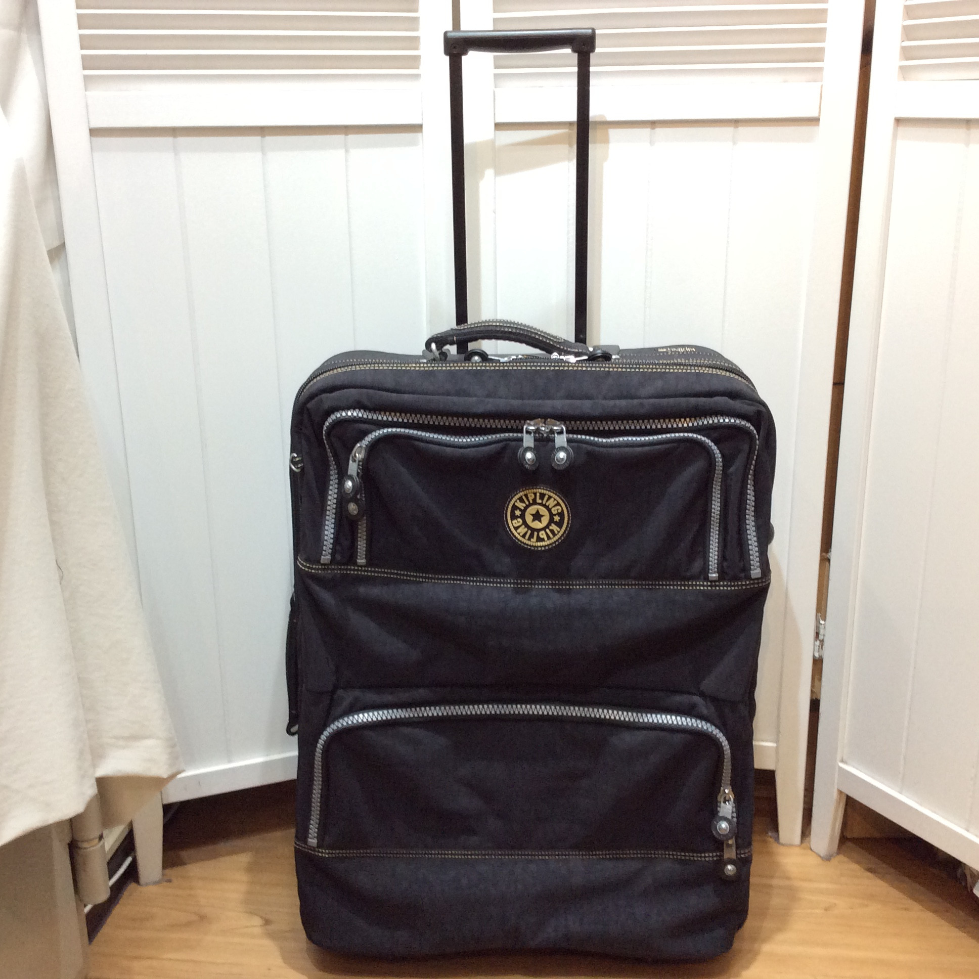 キプリング キャリーケース ブラック 鍵付き
