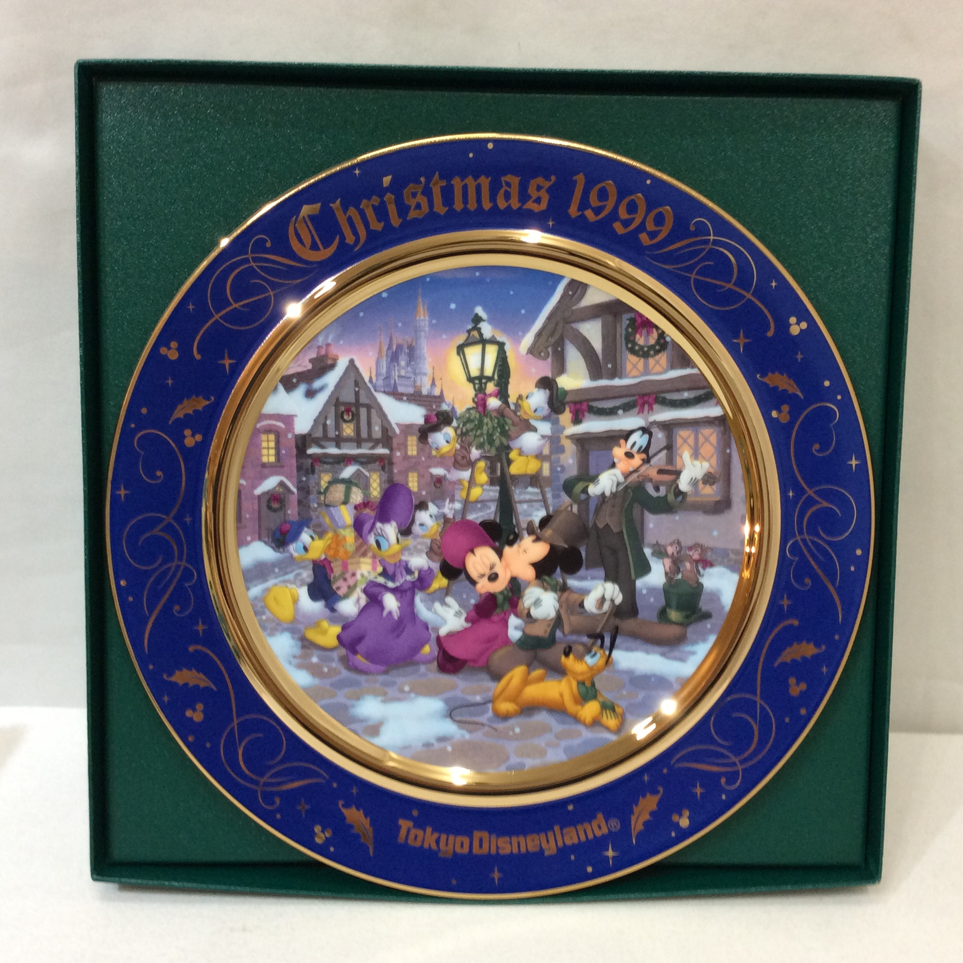 未使用☆東京ディズニーランド クリスマスプレート 1999 スタンド付き