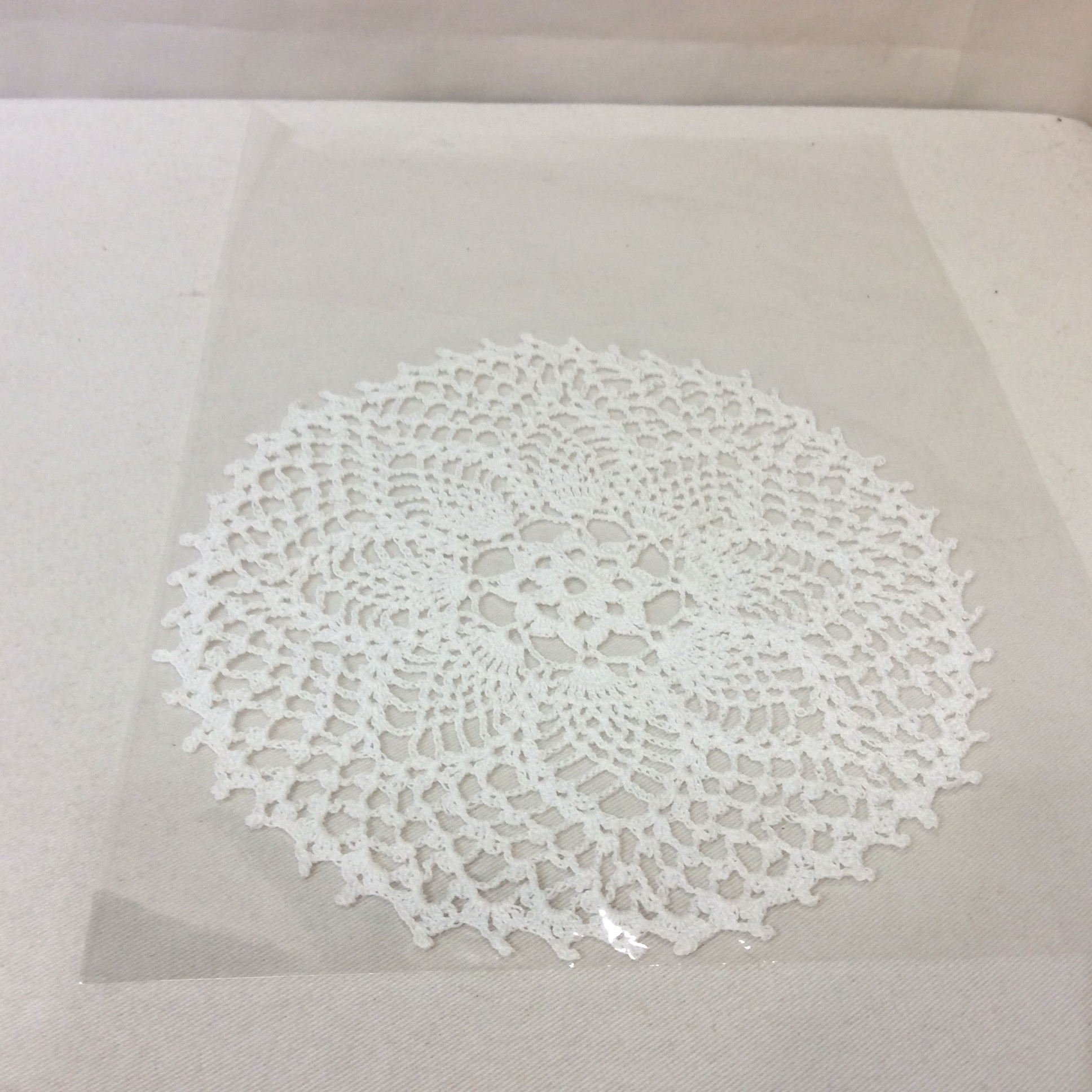 未使用 手作り テーブルセンター  ホワイト