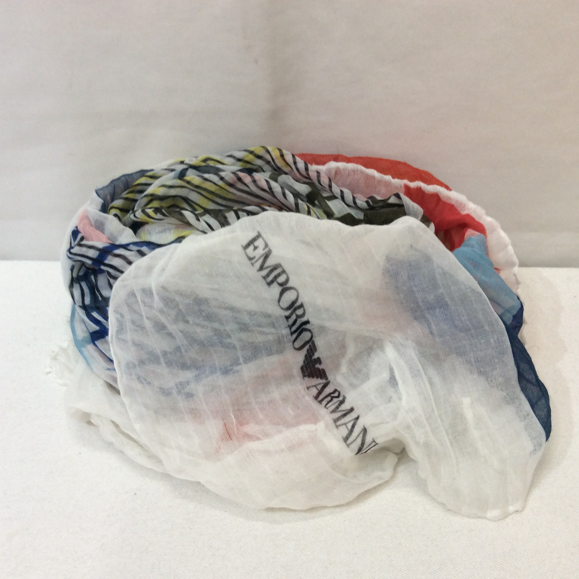 エンポリオアルマーニ  大判スカーフ  