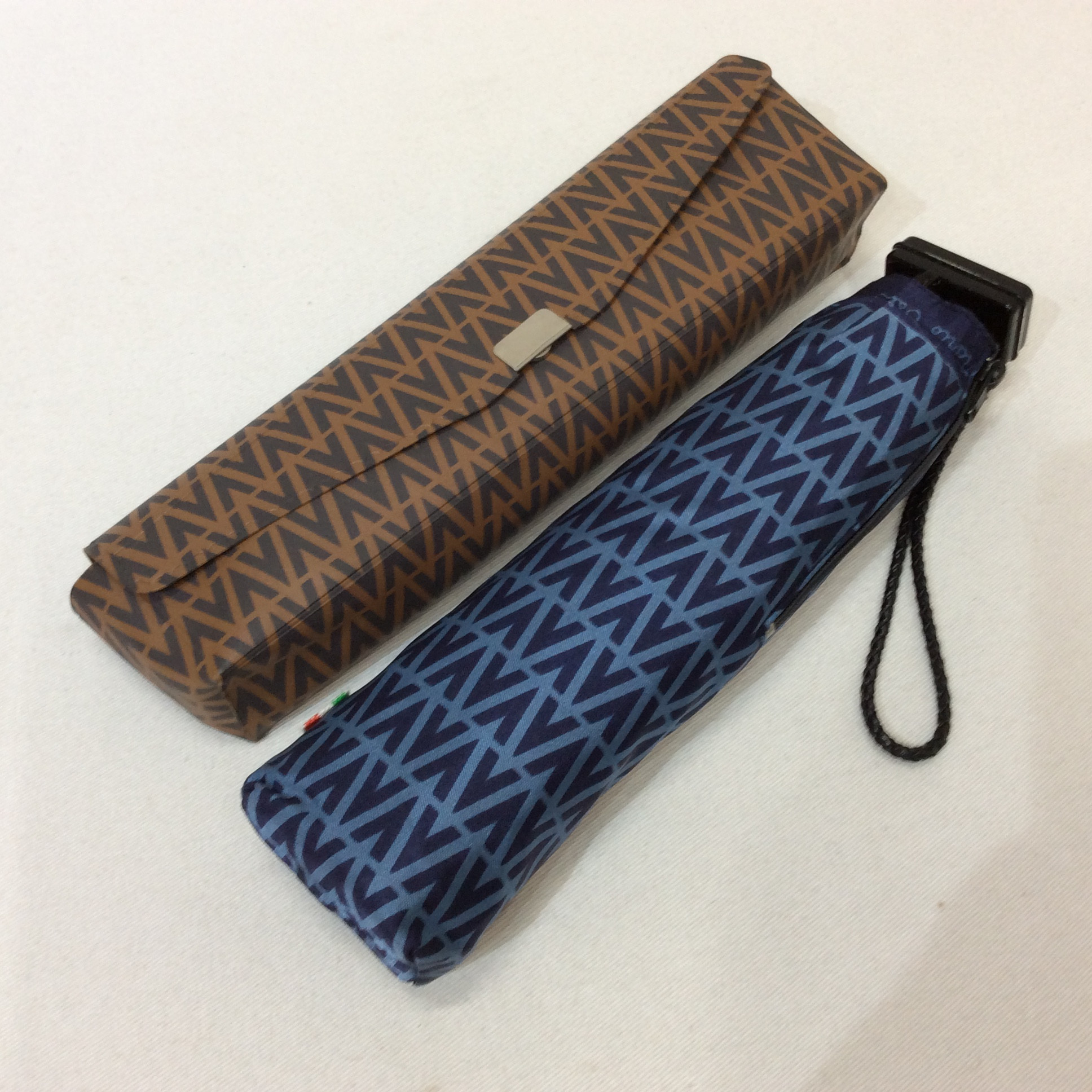 ヴァレンチノ 折りたたみ傘 ブルー ケース付き