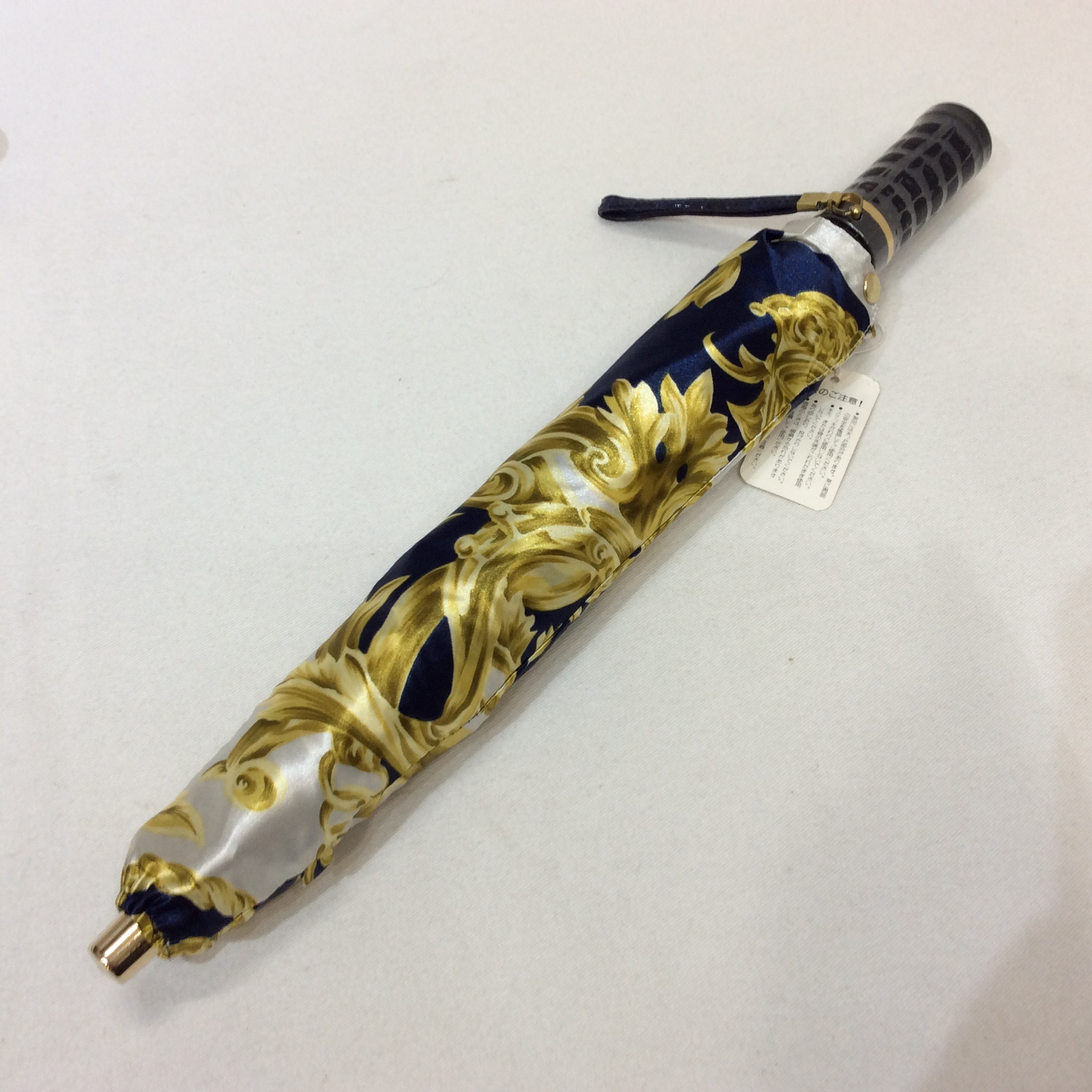 未使用☆POLA ポーラ 折りたたみ傘 ネイビー×花柄