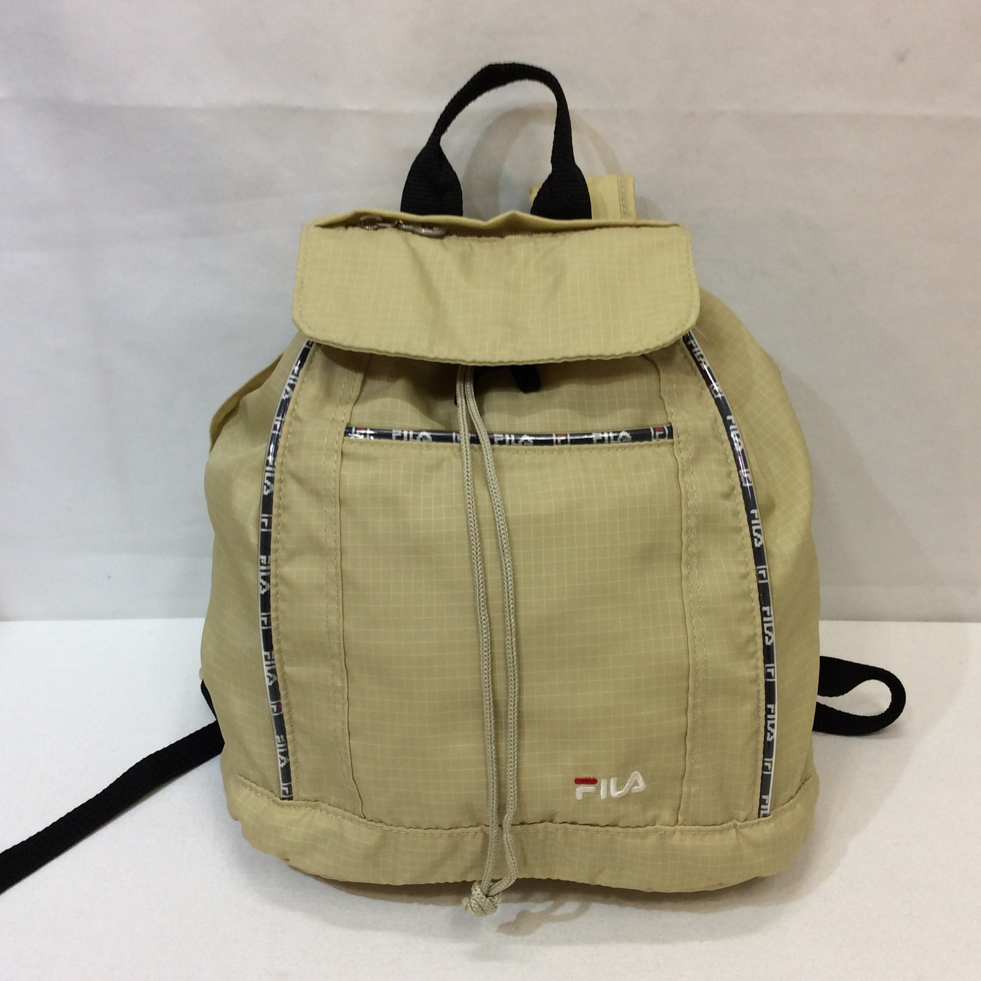 FILA フィラ ナイロンリュック ベージュ系