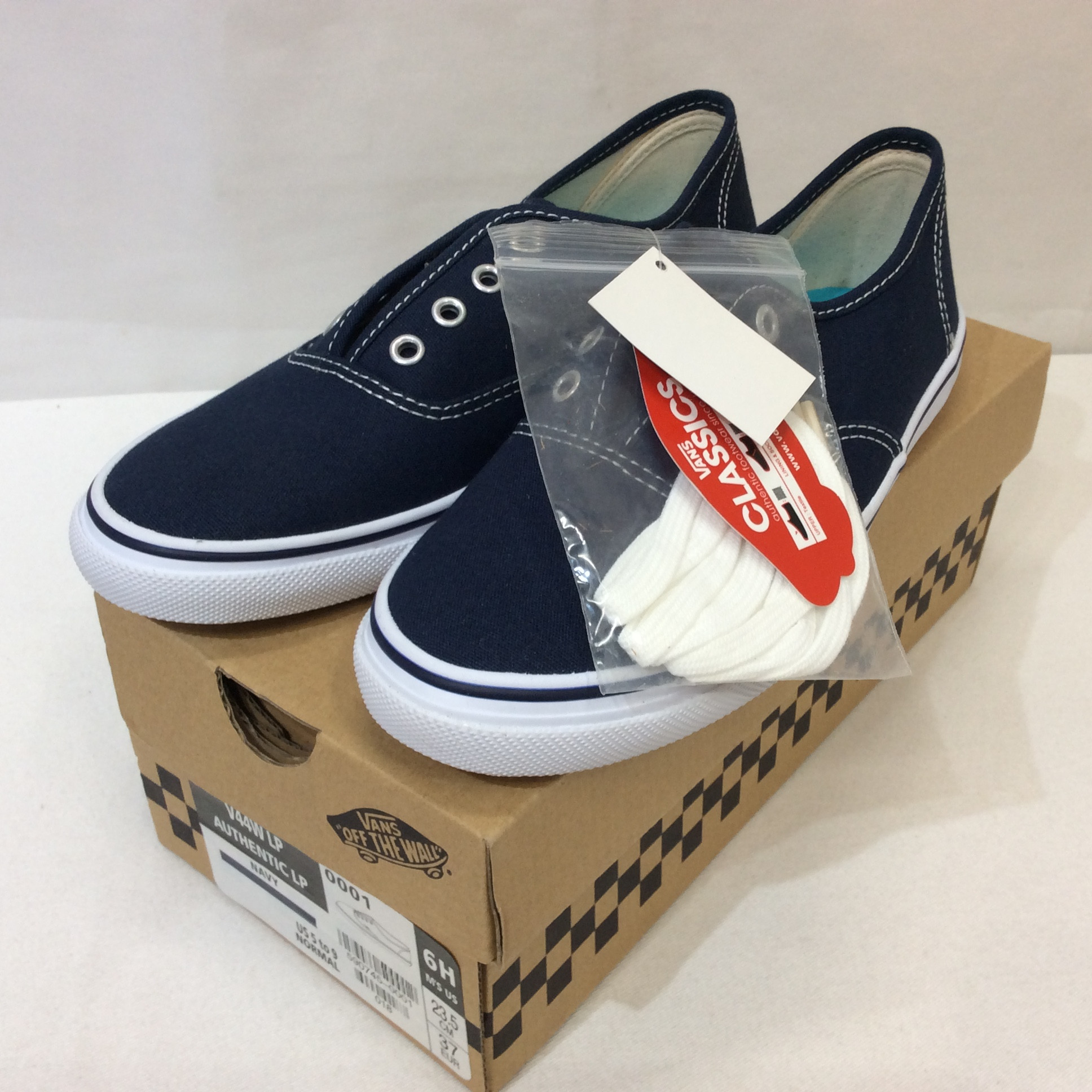 未使用☆VANS バンズ V44W LP AUTHENTIC LP スニーカー 23.5cm ネイビー オーセンティック