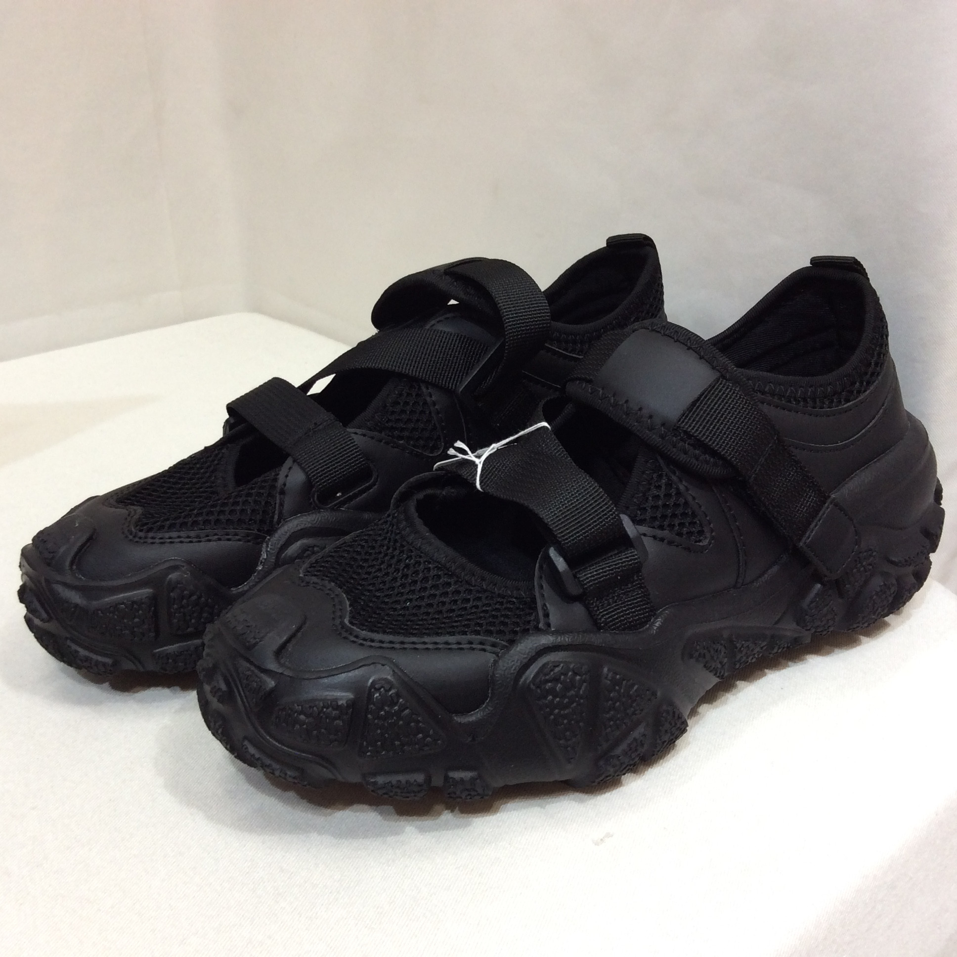 未使用 スニーカー  Lサイズ  ブラック