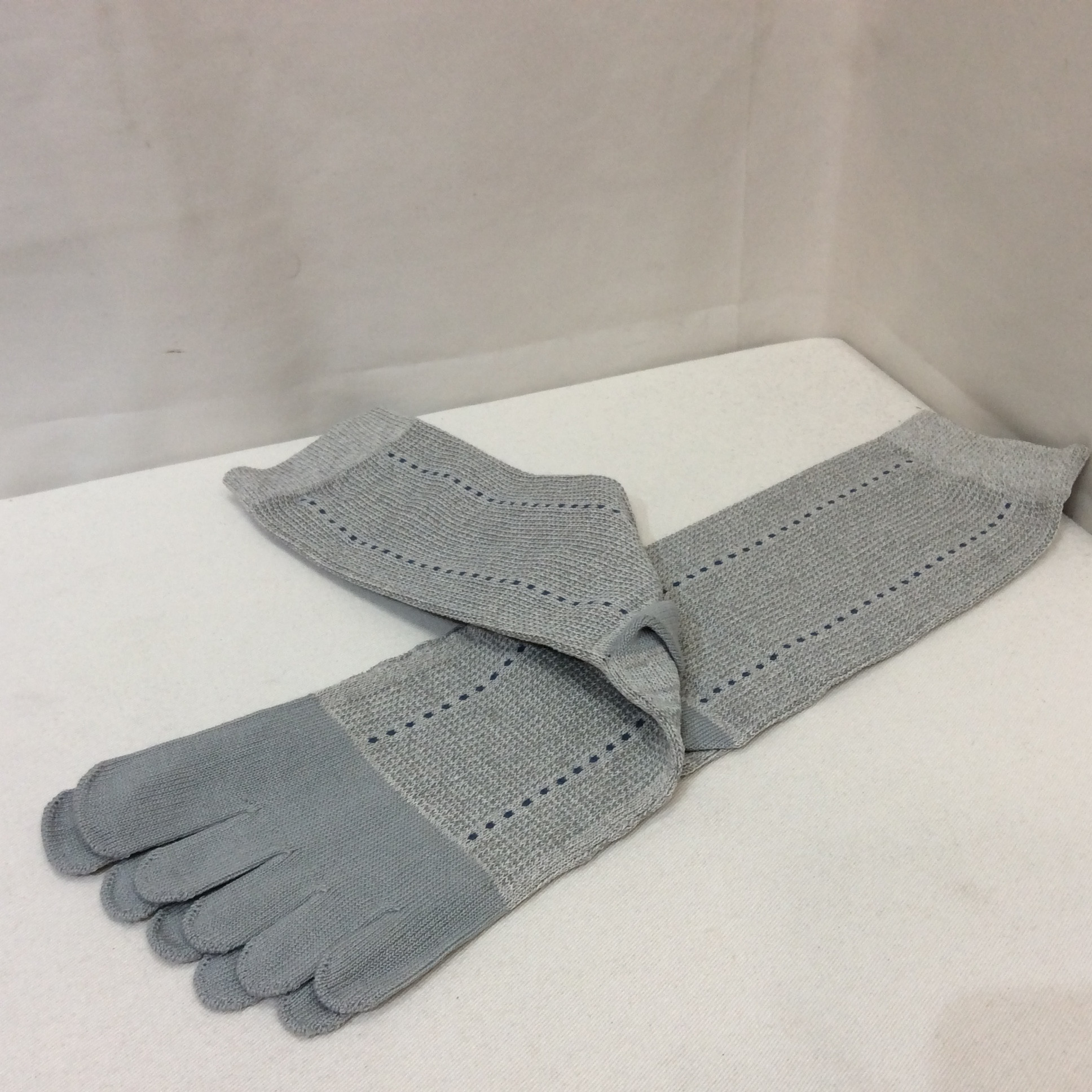 未使用 5本指ソックス  メンズ  25〜27cmぐらい  グレー