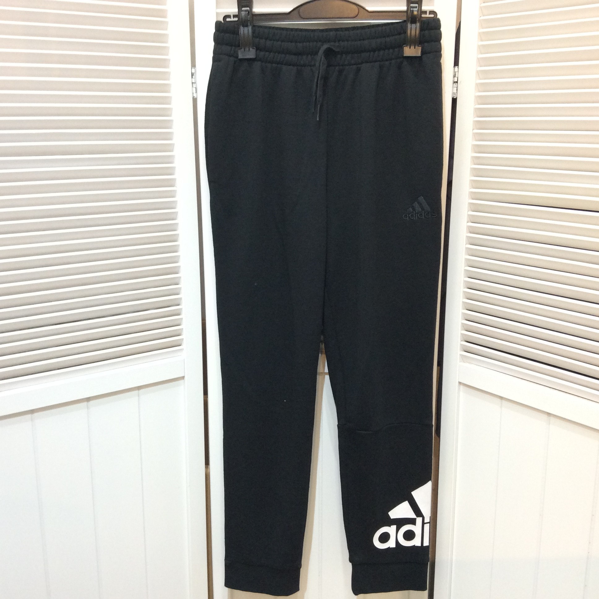 アディダス  スウェットパンツ  メンズ Mサイズ 黒