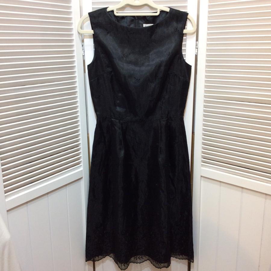 値下げ❗️SUIVI スイヴィ ノースリーブワンピース 9号 ブラック 刺しゅう柄