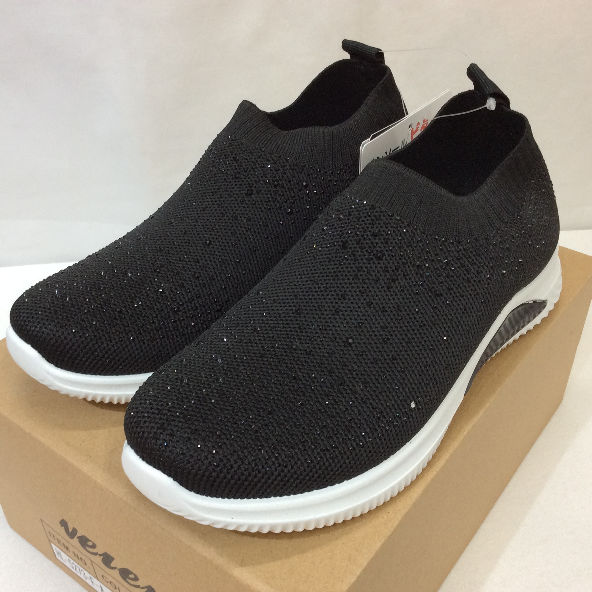 新品☆velen すぽっと楽に履ける スニーカー 各22.5cm~24.5cm ブラック ラインストーン