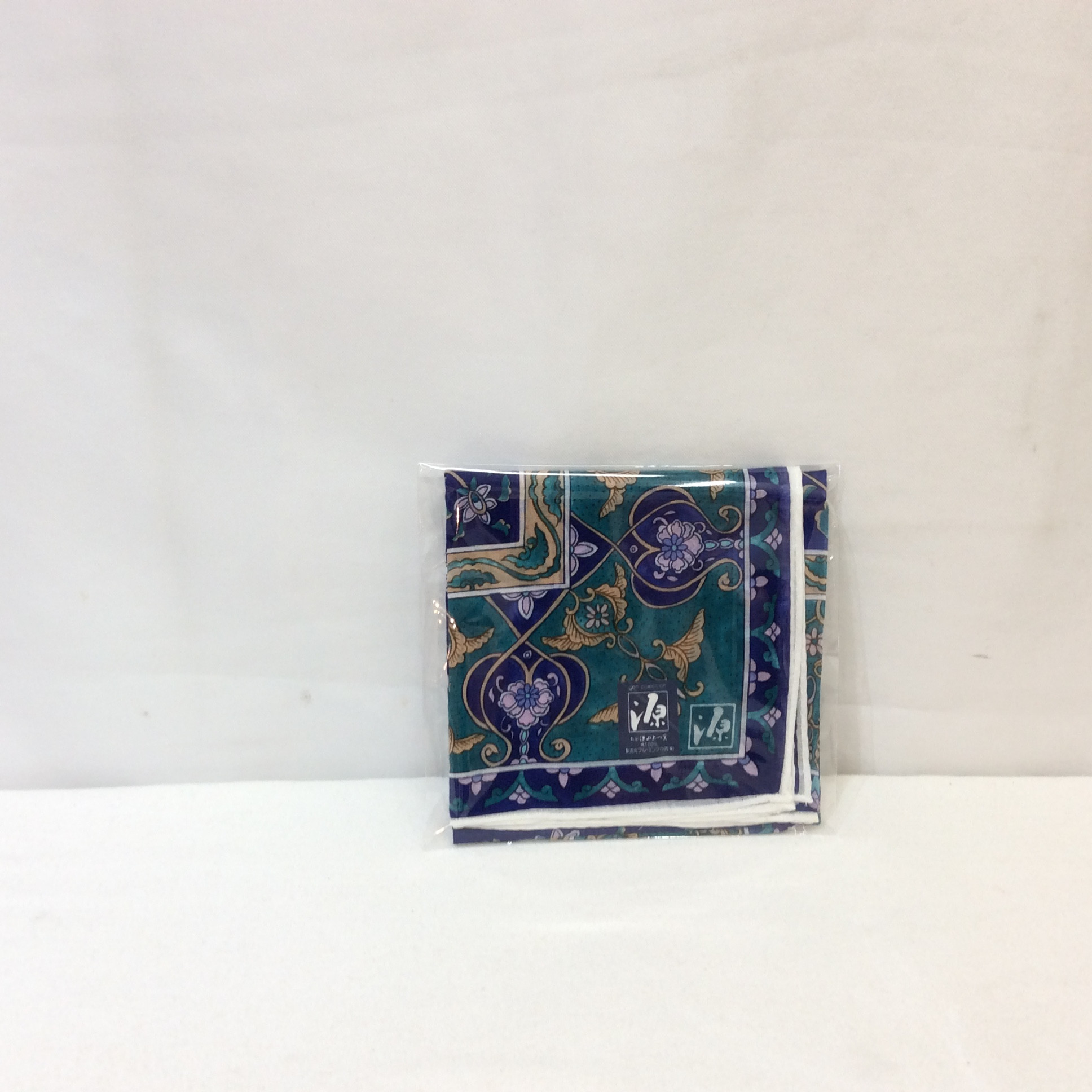 未使用 源  ハンカチ  グリーン柄