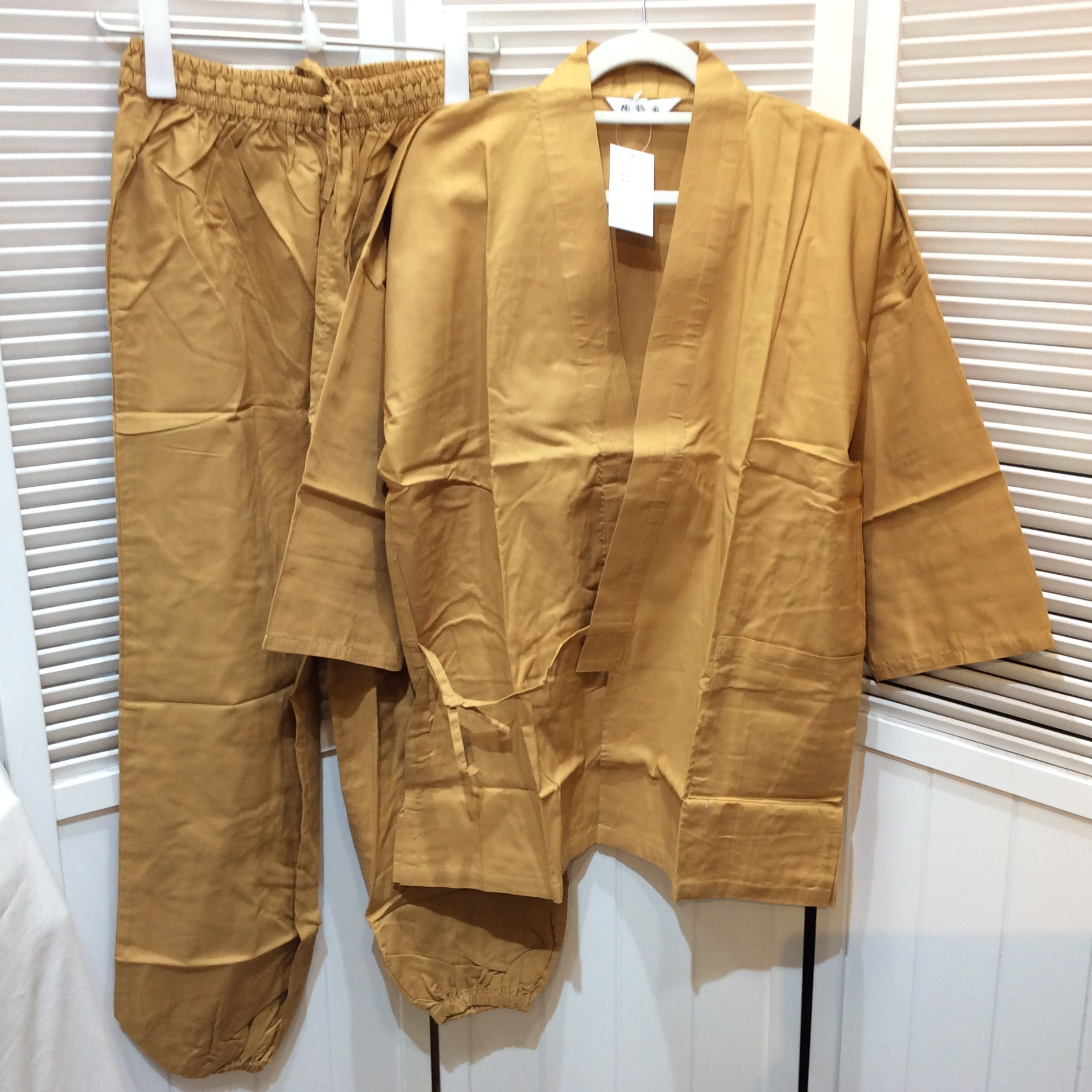 新品☆メンズ 作務衣 Sサイズ ベージュ系