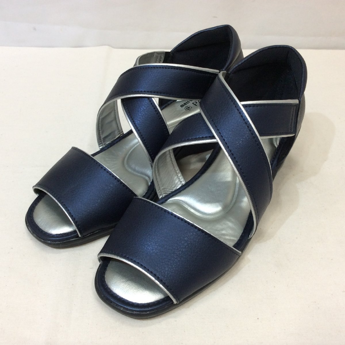 値下げ❗️未使用☆PANSY パンジー レディース サンダル 23.5cm EEE ネイビー×シルバー