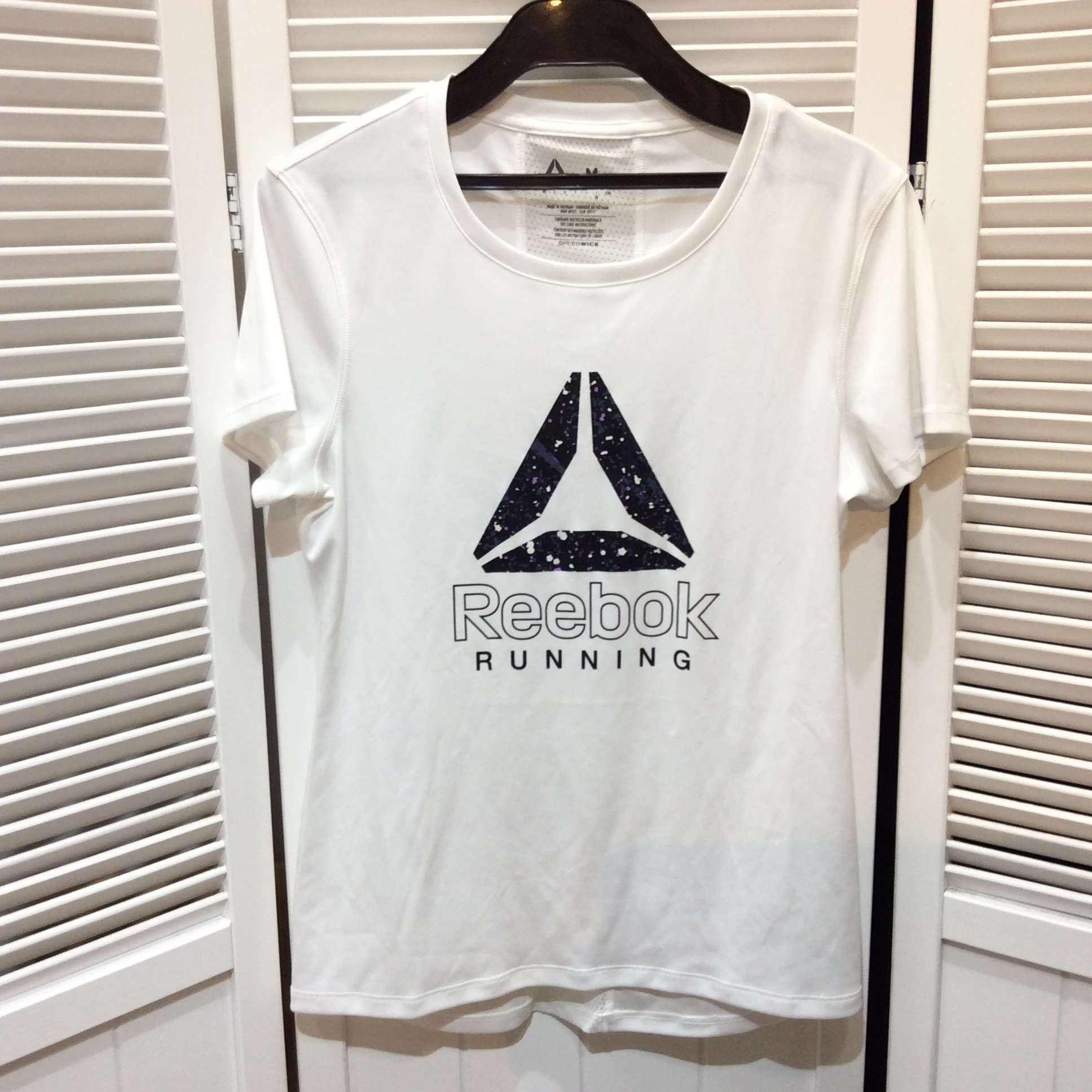 リーボック Tシャツ  Mサイズ  ホワイト