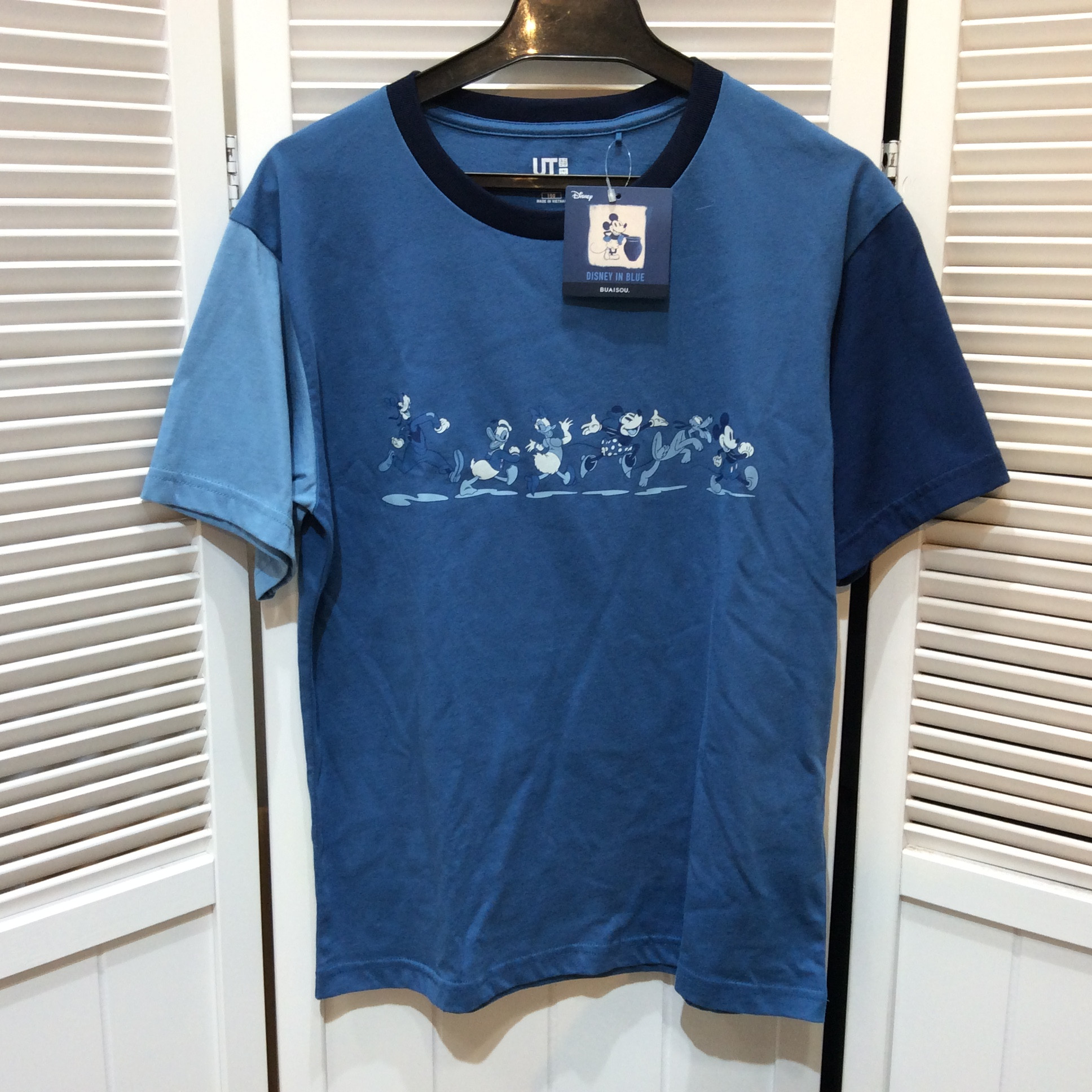 未使用 ユニクロ UT  ディズニープリントTシャツ  150サイズ  ブルー