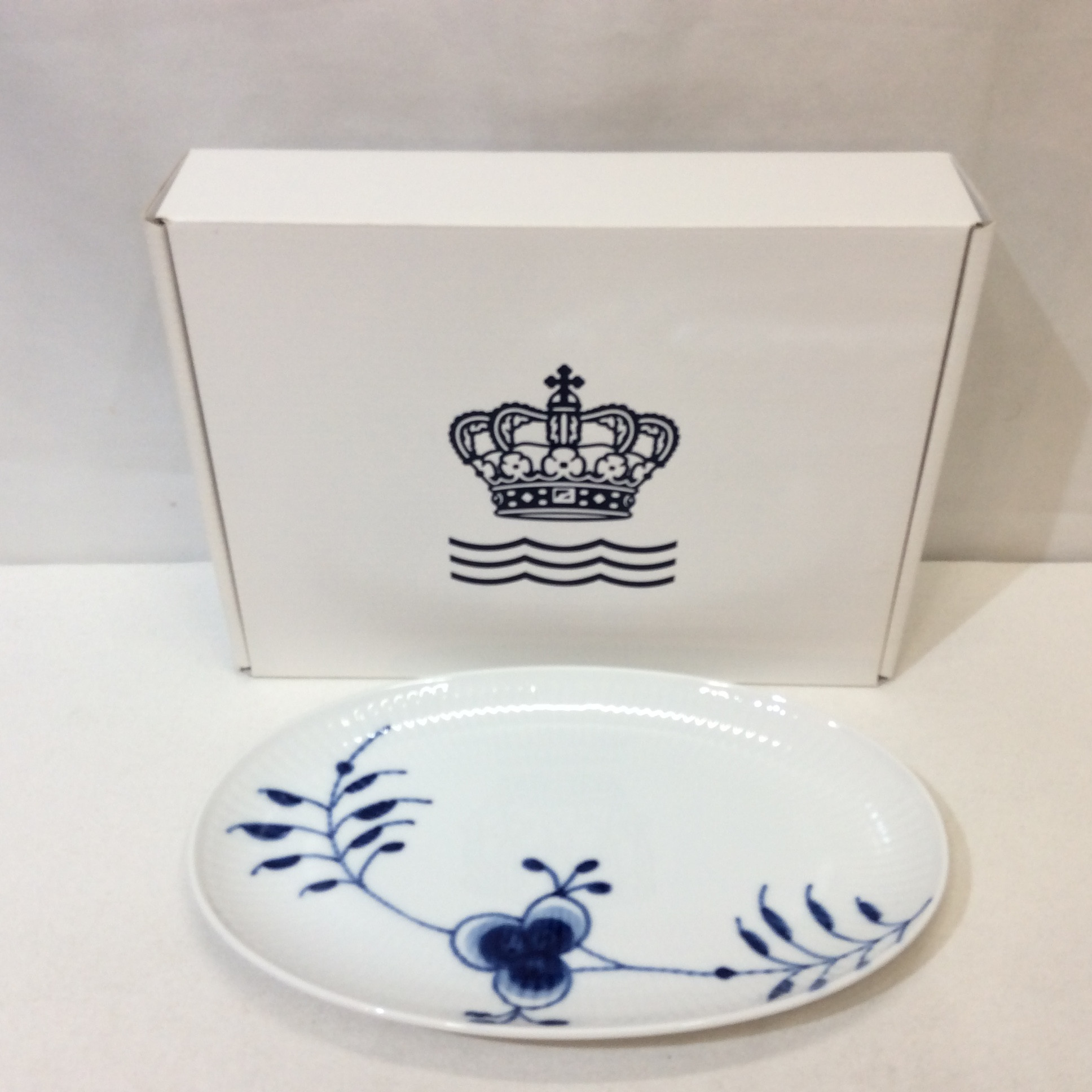 新品 ロイヤルコペンハーゲン お皿