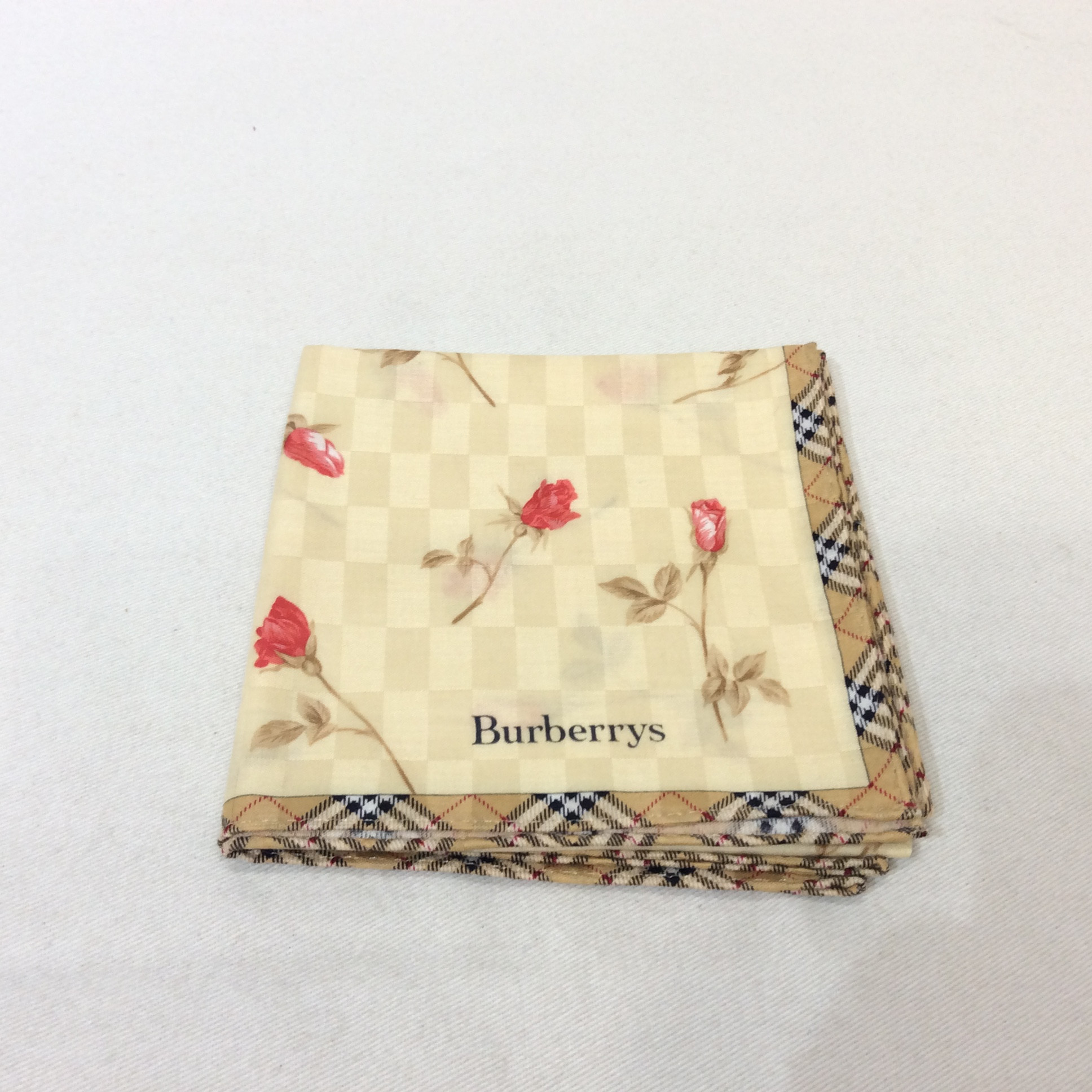 未使用 バーバリー ハンカチ  ベージュ花柄