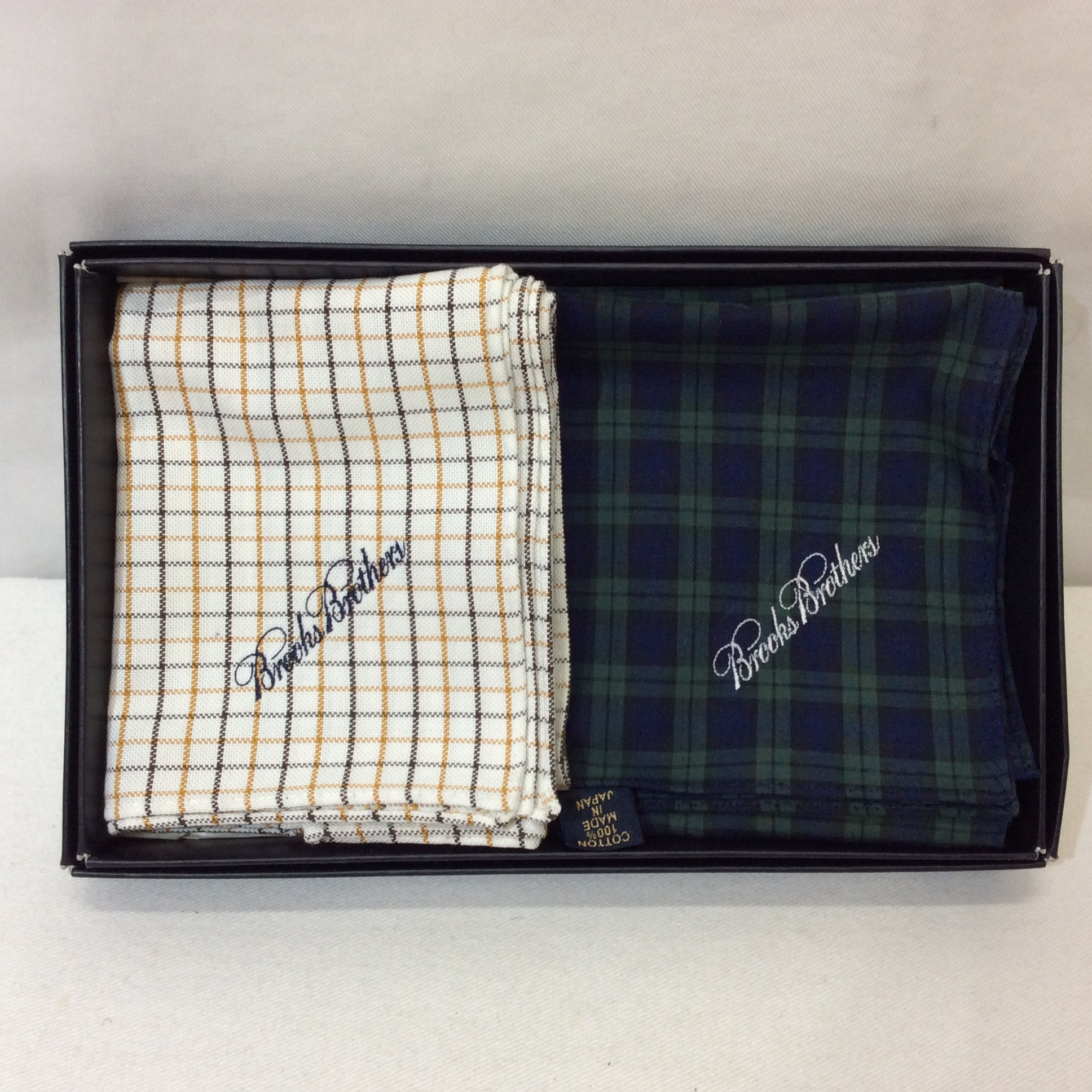 未使用☆ブルックスブラザーズ メンズハンカチ 2枚セット 箱入り
