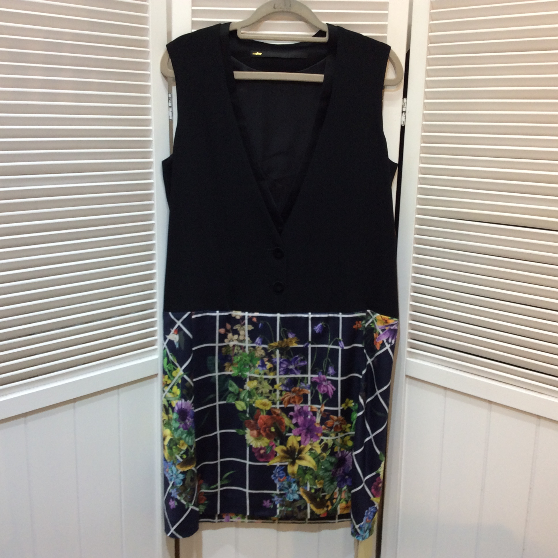 未使用☆muller of yoshiokubo ミュラーオブヨシオクボ ノースリーブデザインワンピース 38 ブラック×ネイビー花柄