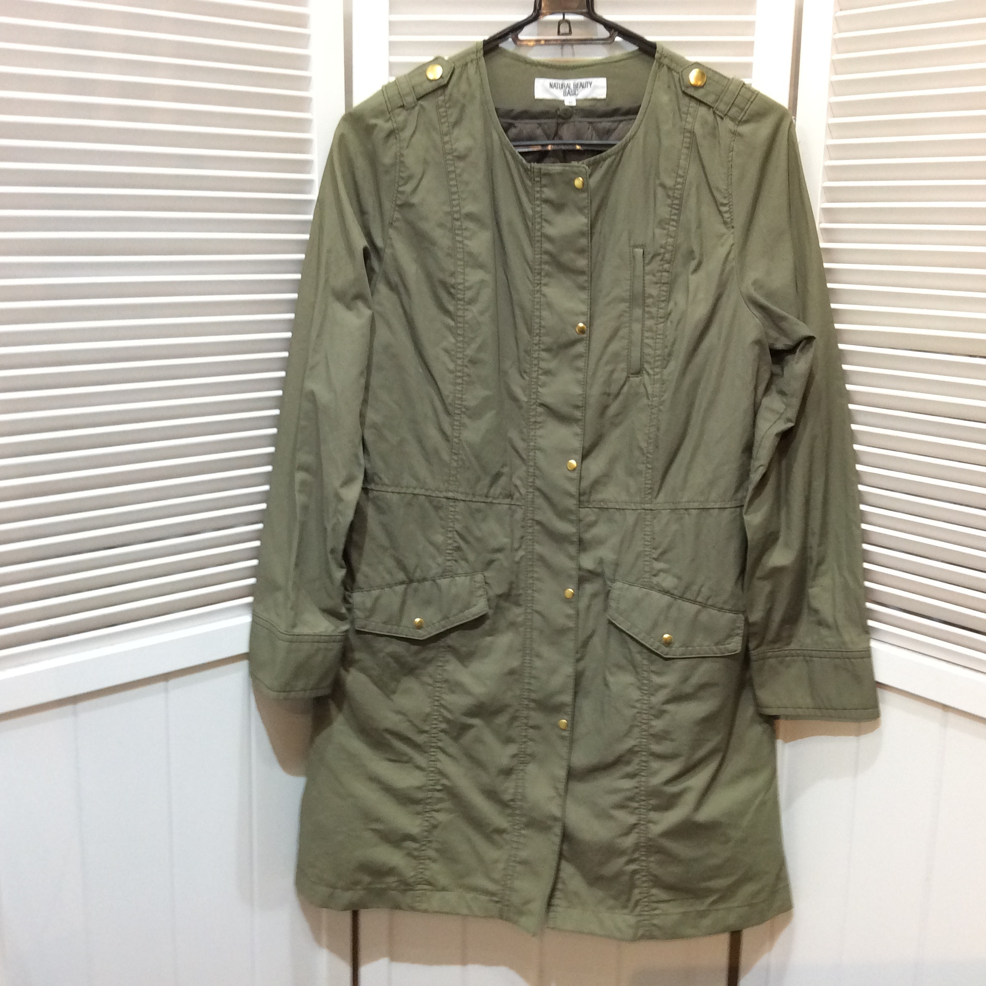 ナチュラルビューティ BASIC ライナー付きコーヒー Mサイズ カーキ