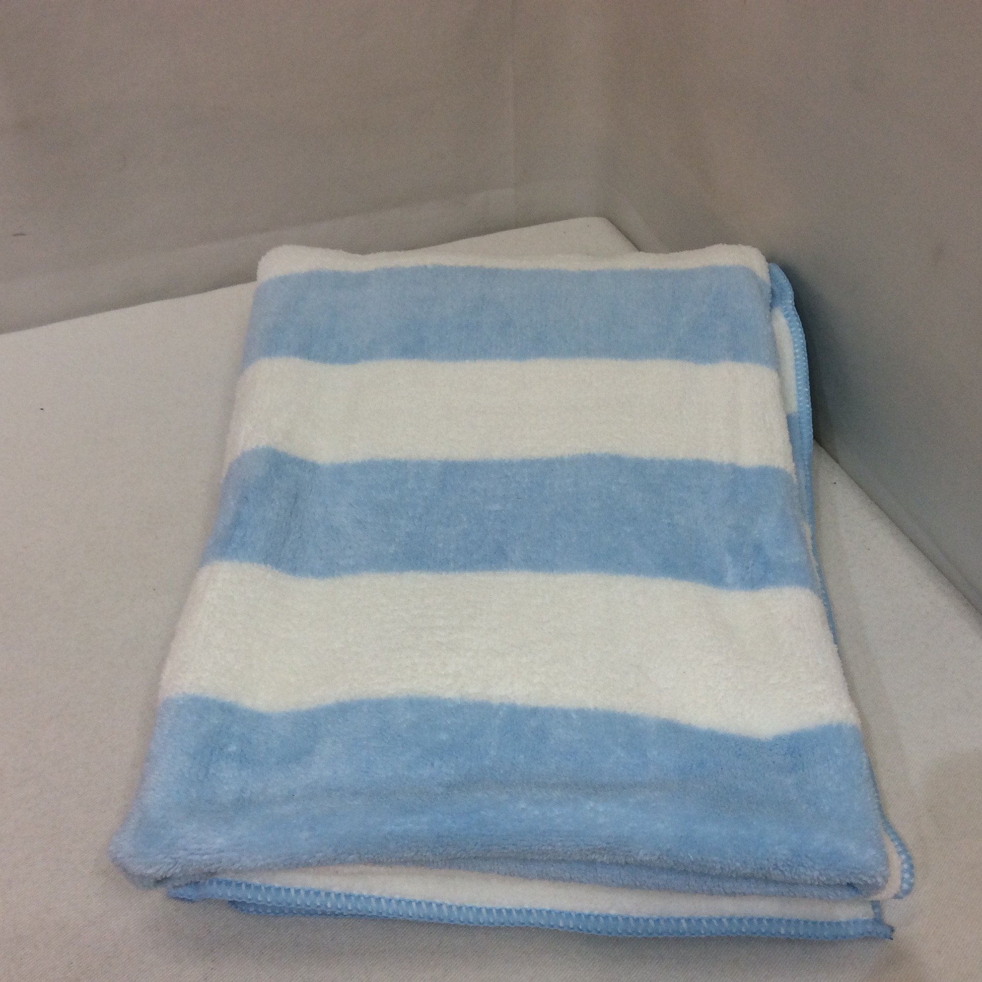 未使用 ドンキホーテ マイクロファイバーバスタオル ボーダー