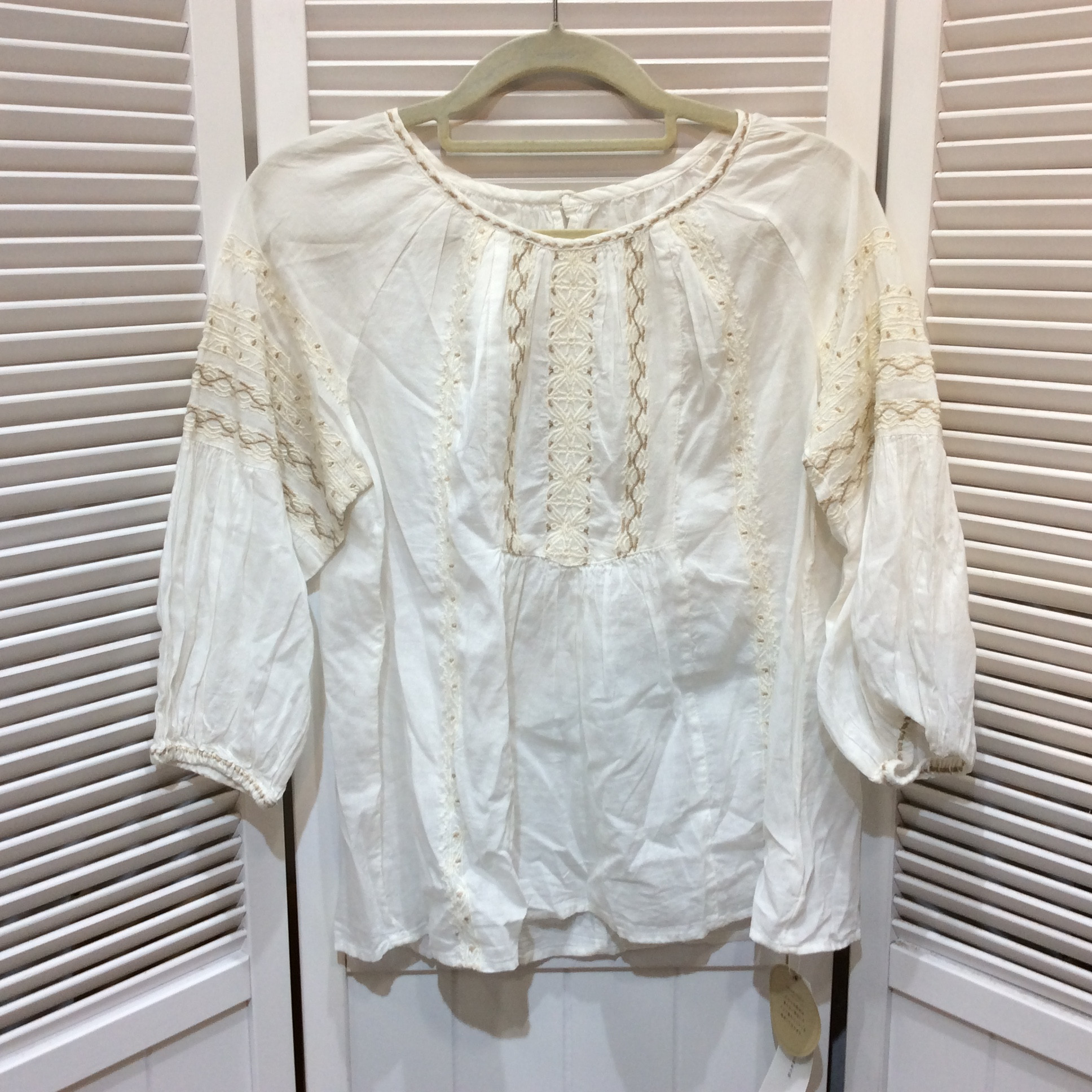 未使用☆a.v.v アーヴェヴェ インドレースブラウス S ホワイト