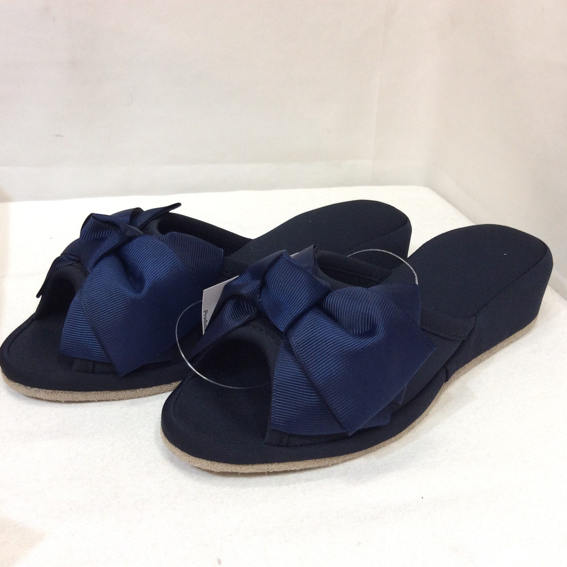 新品 スリッパ  ヒールタイプ  M〜Lサイズ  ネイビー／リボン