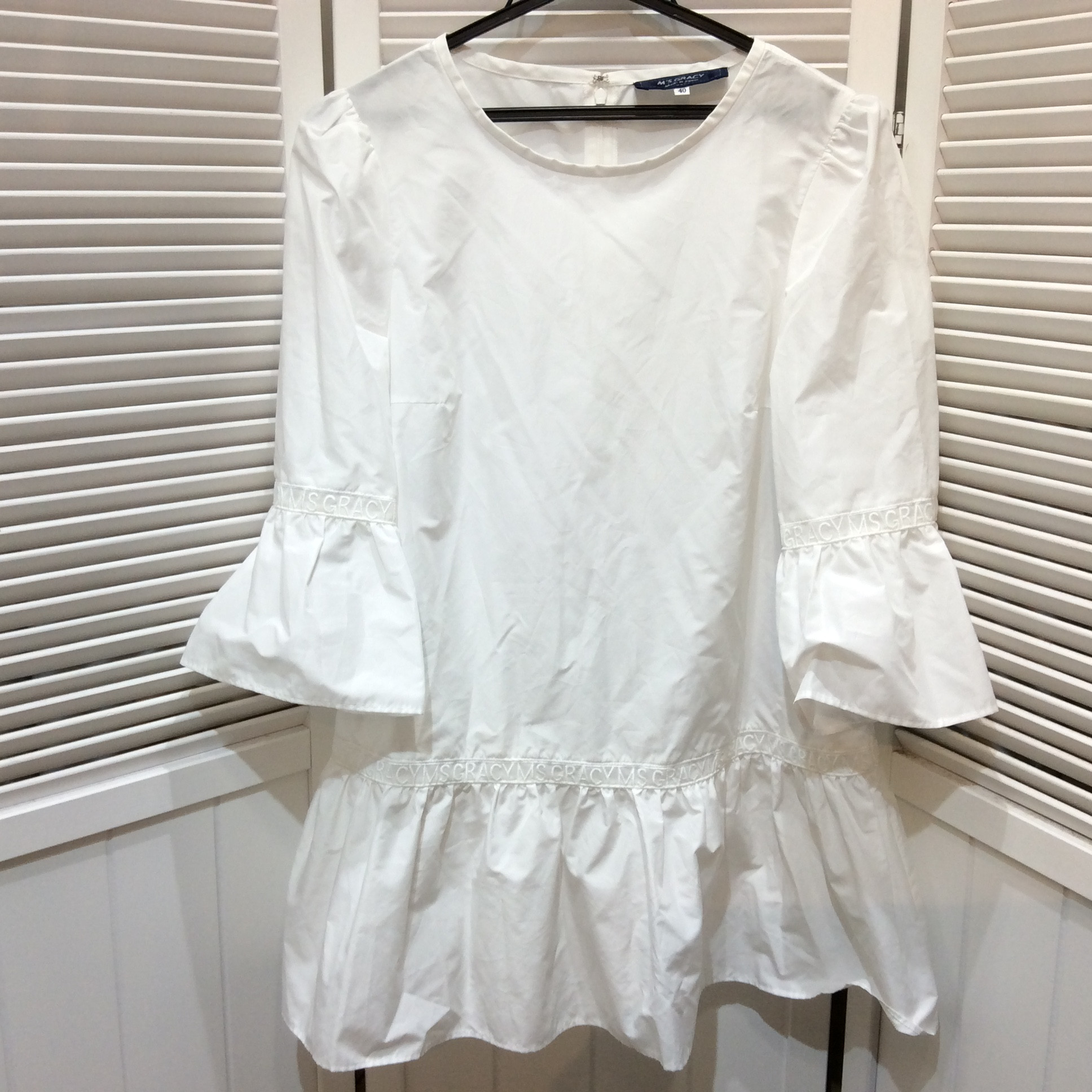 1回使用 エムズグレイシー プルオーバーブラウス サイズ40   ホワイト 美品