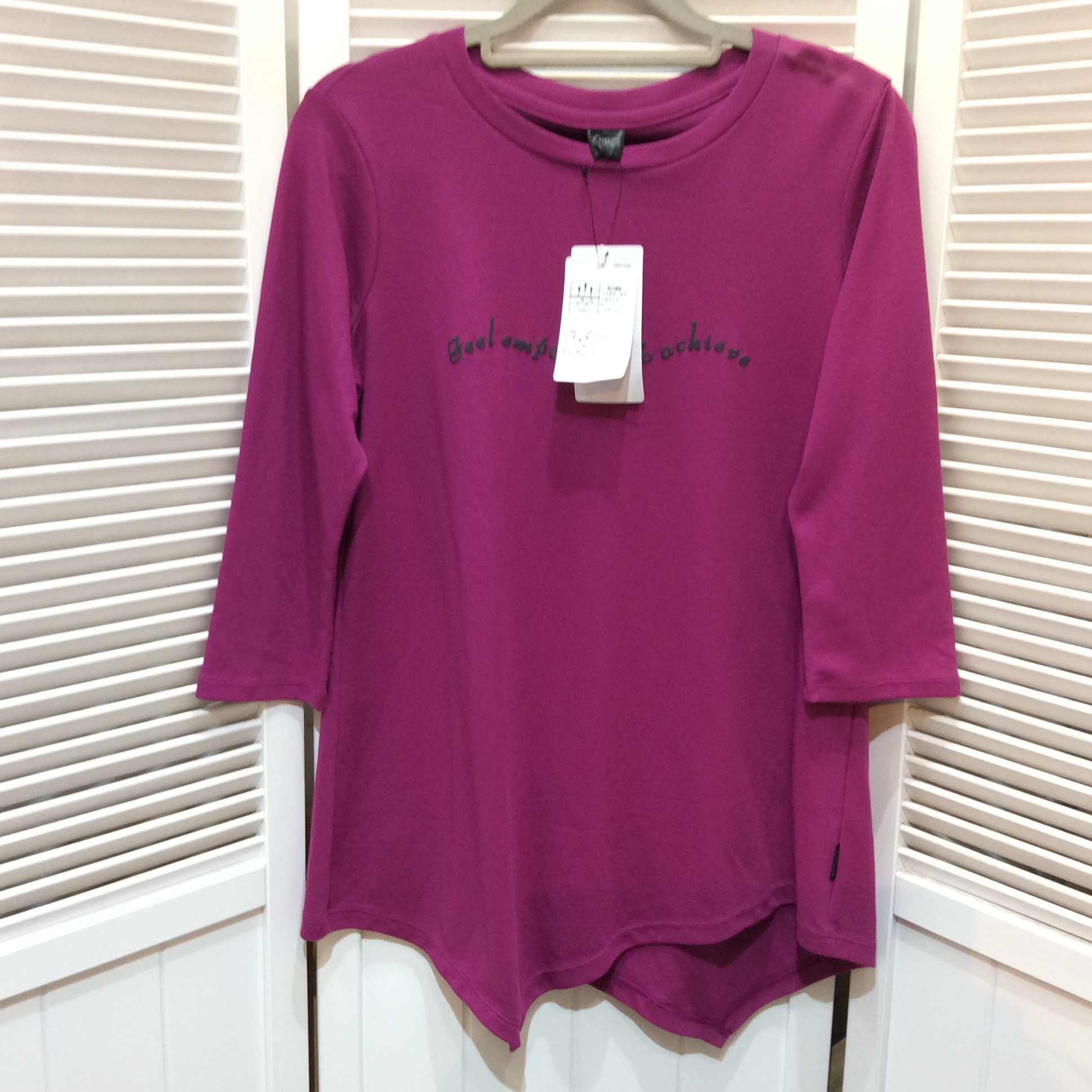 半額値下げ❗️ 新品 カーブス ロゴチュニック  Sサイズ メープルローズ