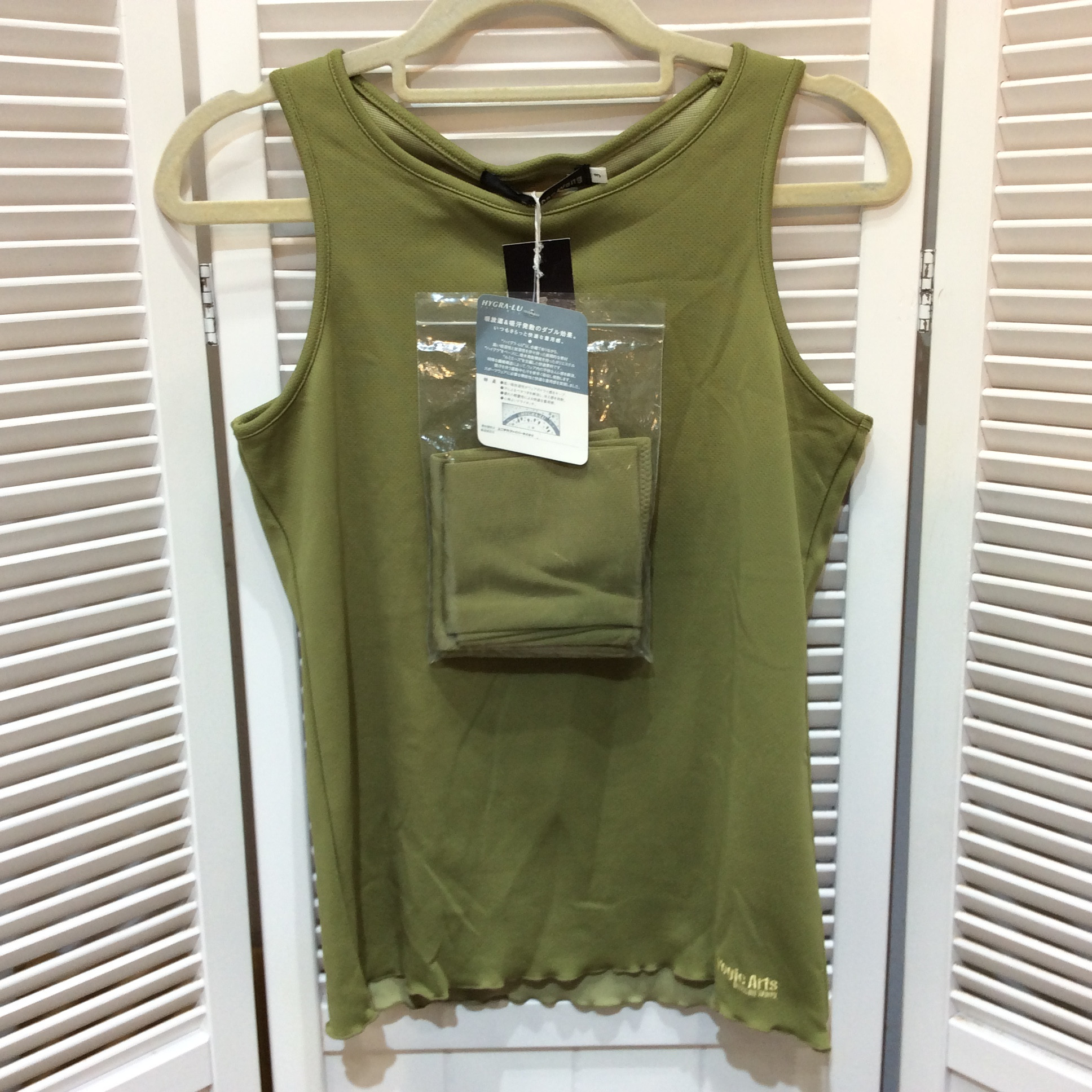未使用☆アームカバー付きタンクトップ 3 グリーン