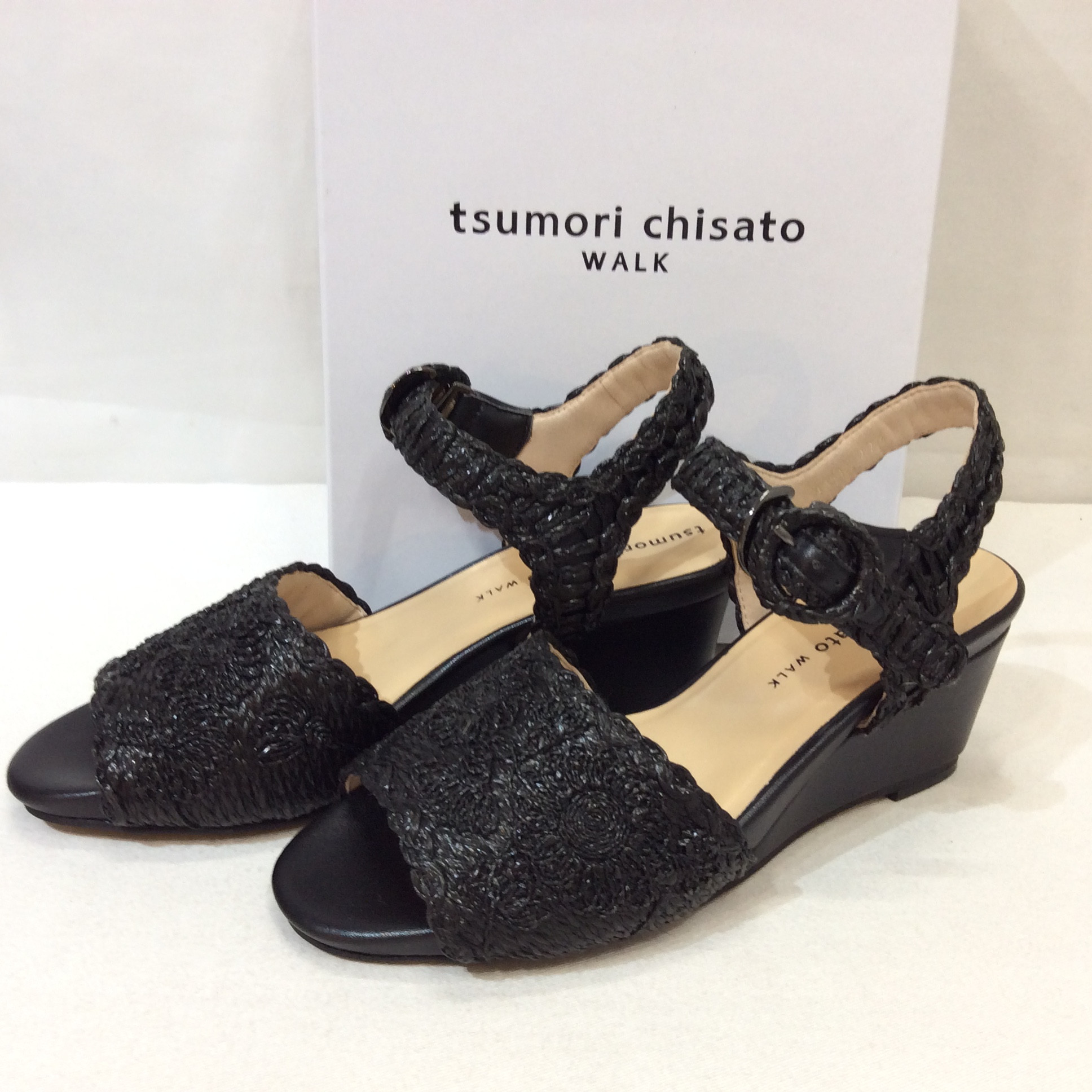 ツモリチサト ヒールサンダル  22.5cm 黒  美品